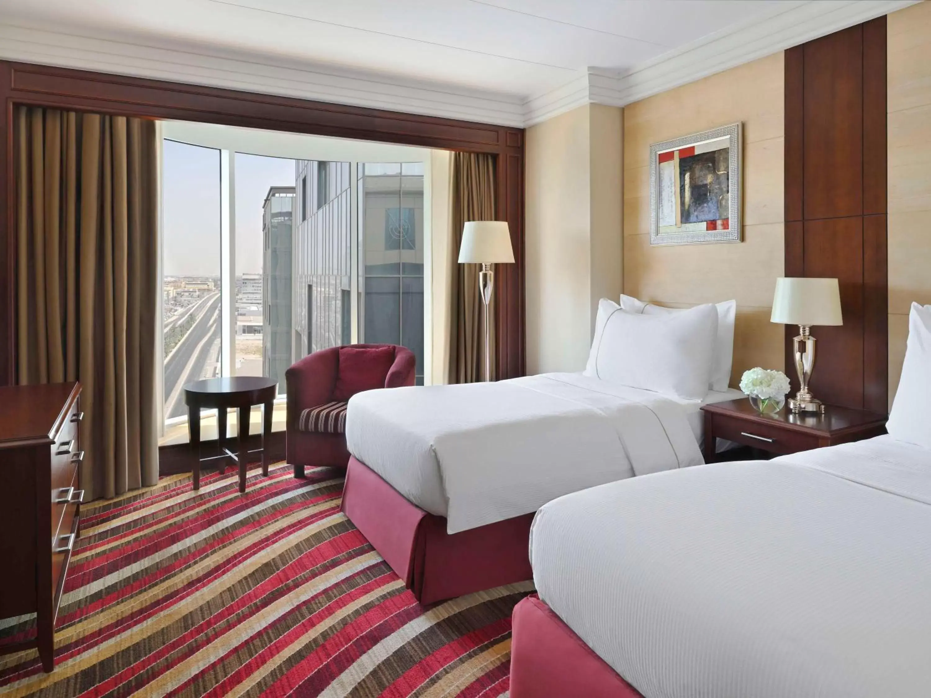 Bedroom, Bed in Mövenpick Hotel City Star Jeddah