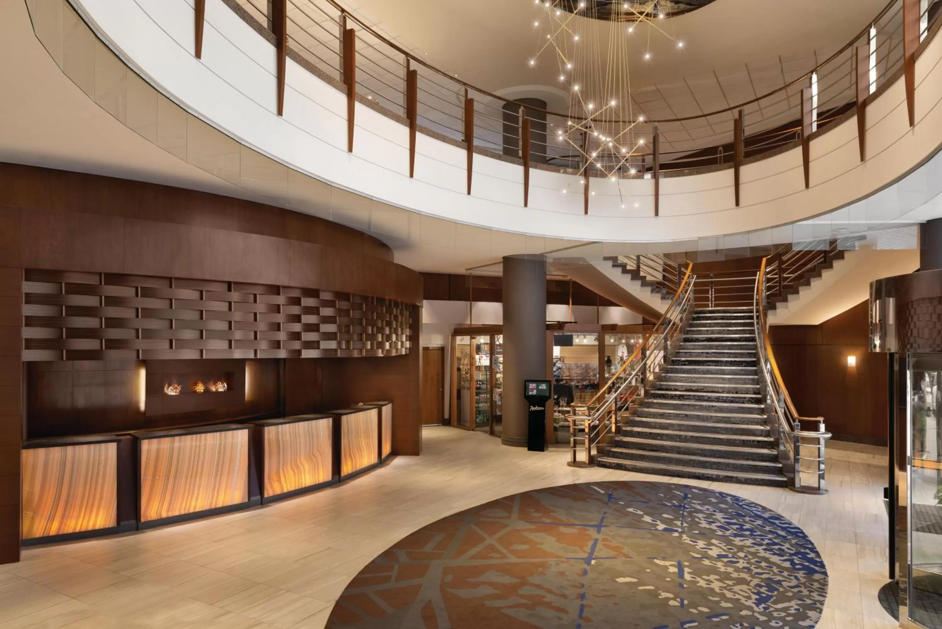 Lobby or reception in Radisson Hotel Vancouver Airport