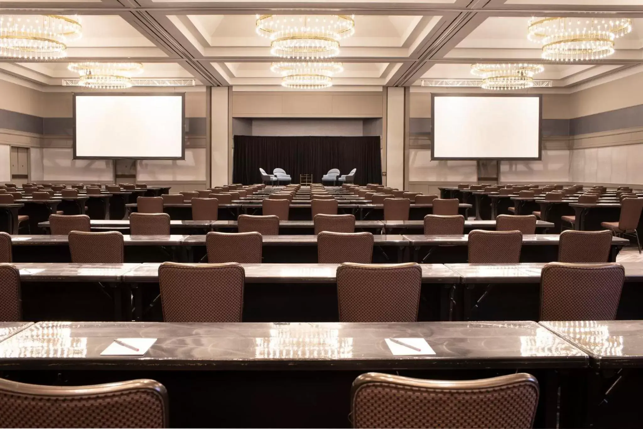 Banquet/Function facilities in Crowne Plaza Hotel Atlanta Perimeter at Ravinia, an IHG Hotel