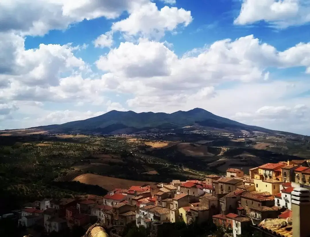 Mountain view, Bird's-eye View in Casato Lioy