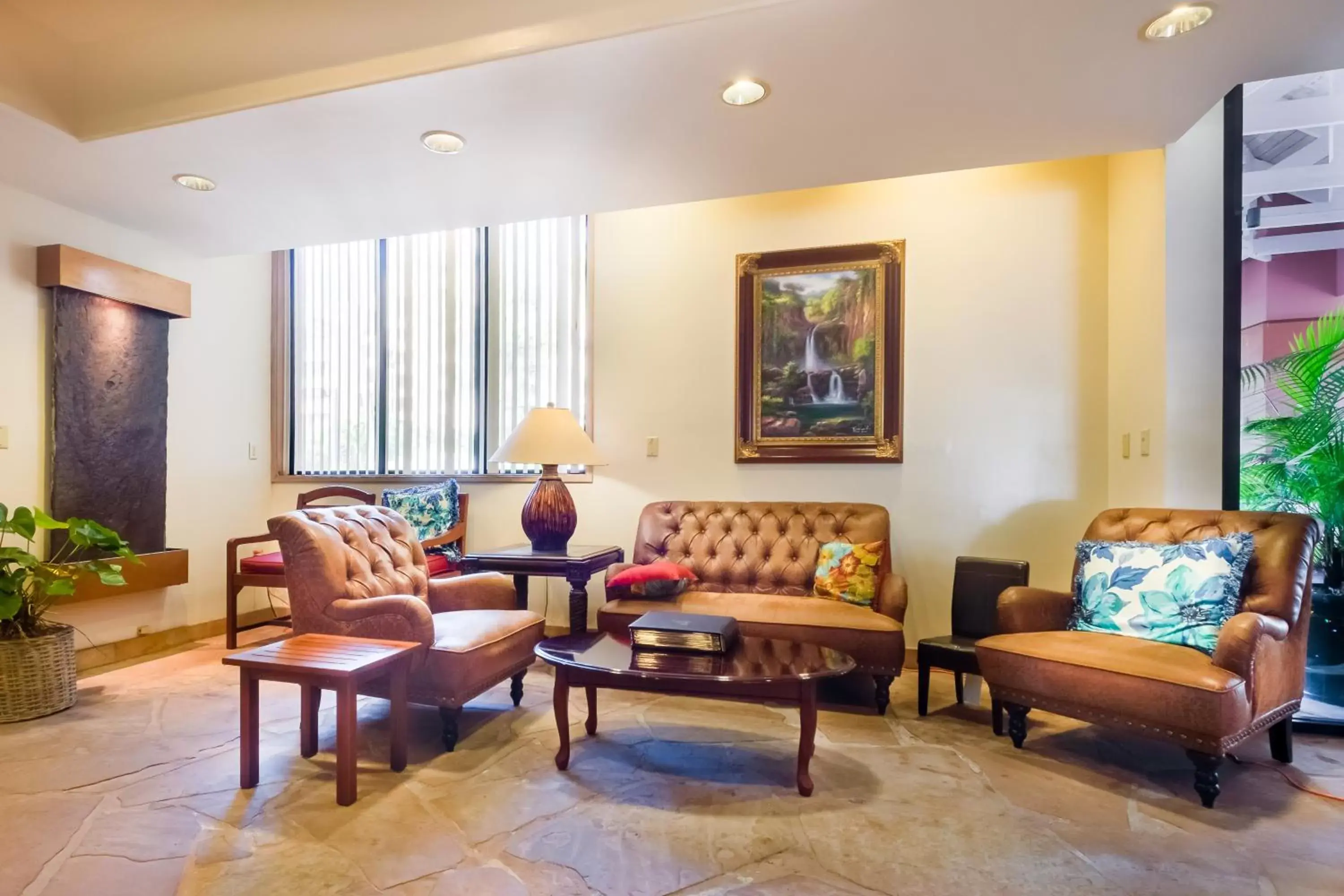 Lobby or reception, Seating Area in Kahana Falls Resort