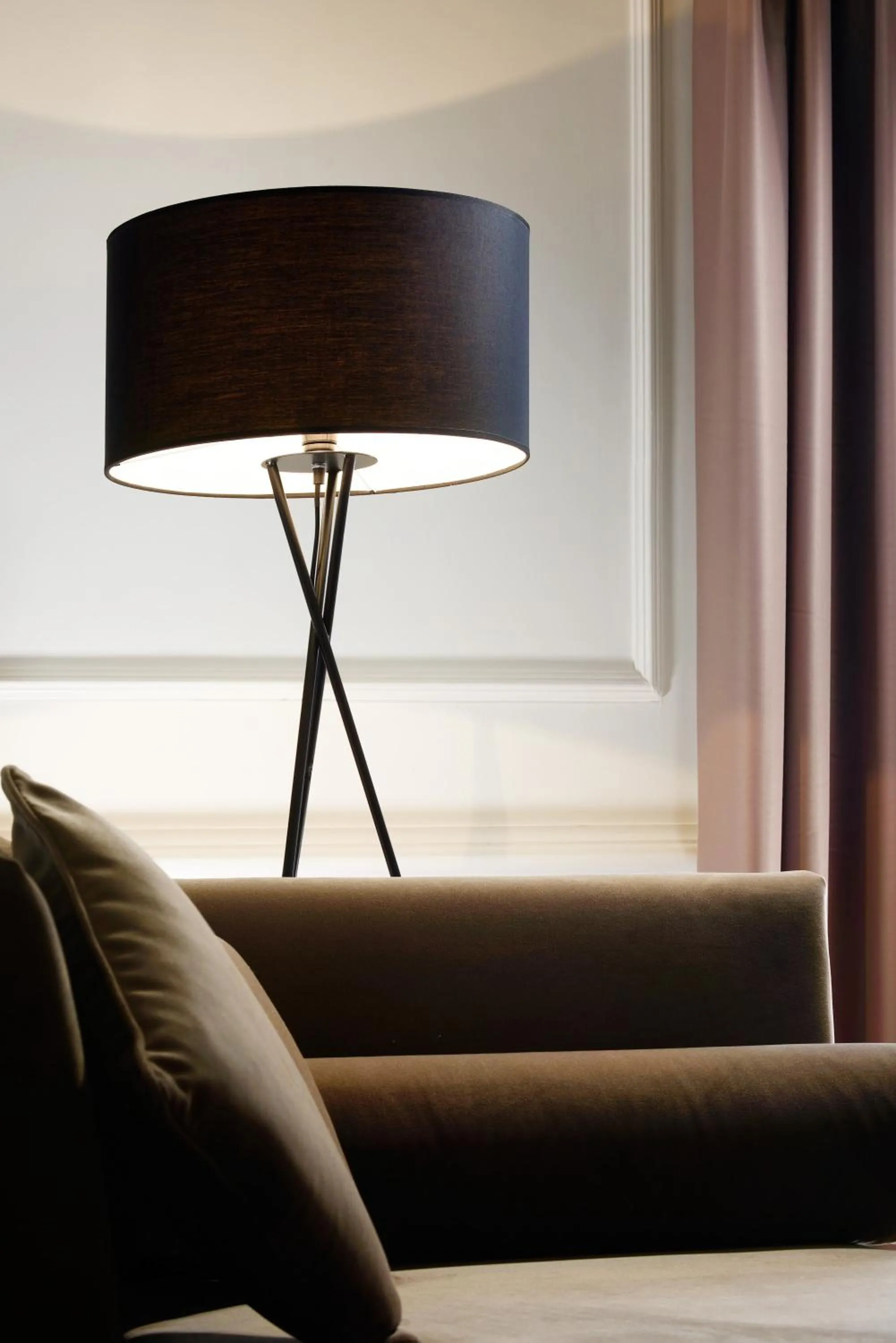 Seating area in Splendor Suite Rome - Suites & Apartments