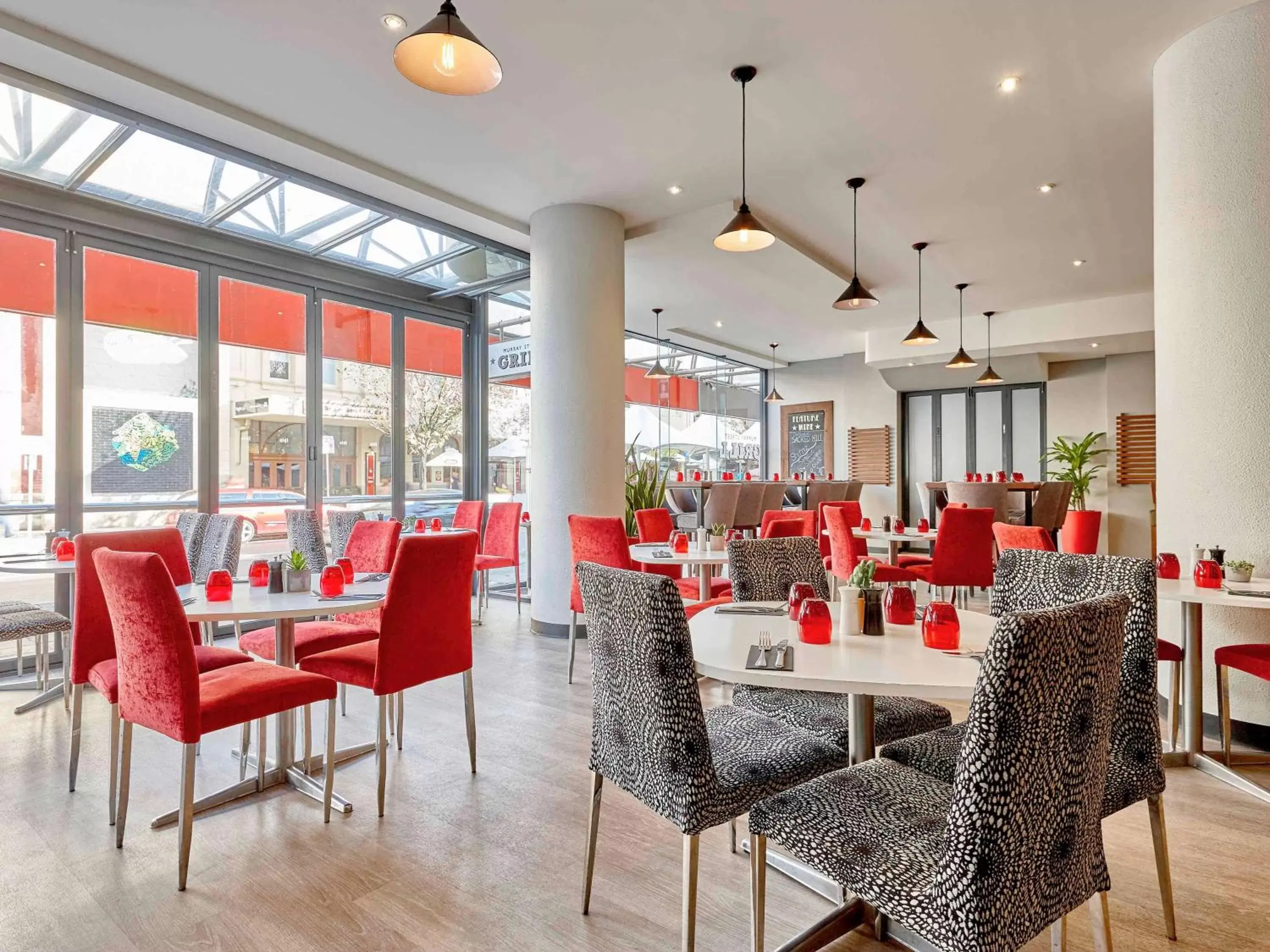 Restaurant/Places to Eat in ibis Perth