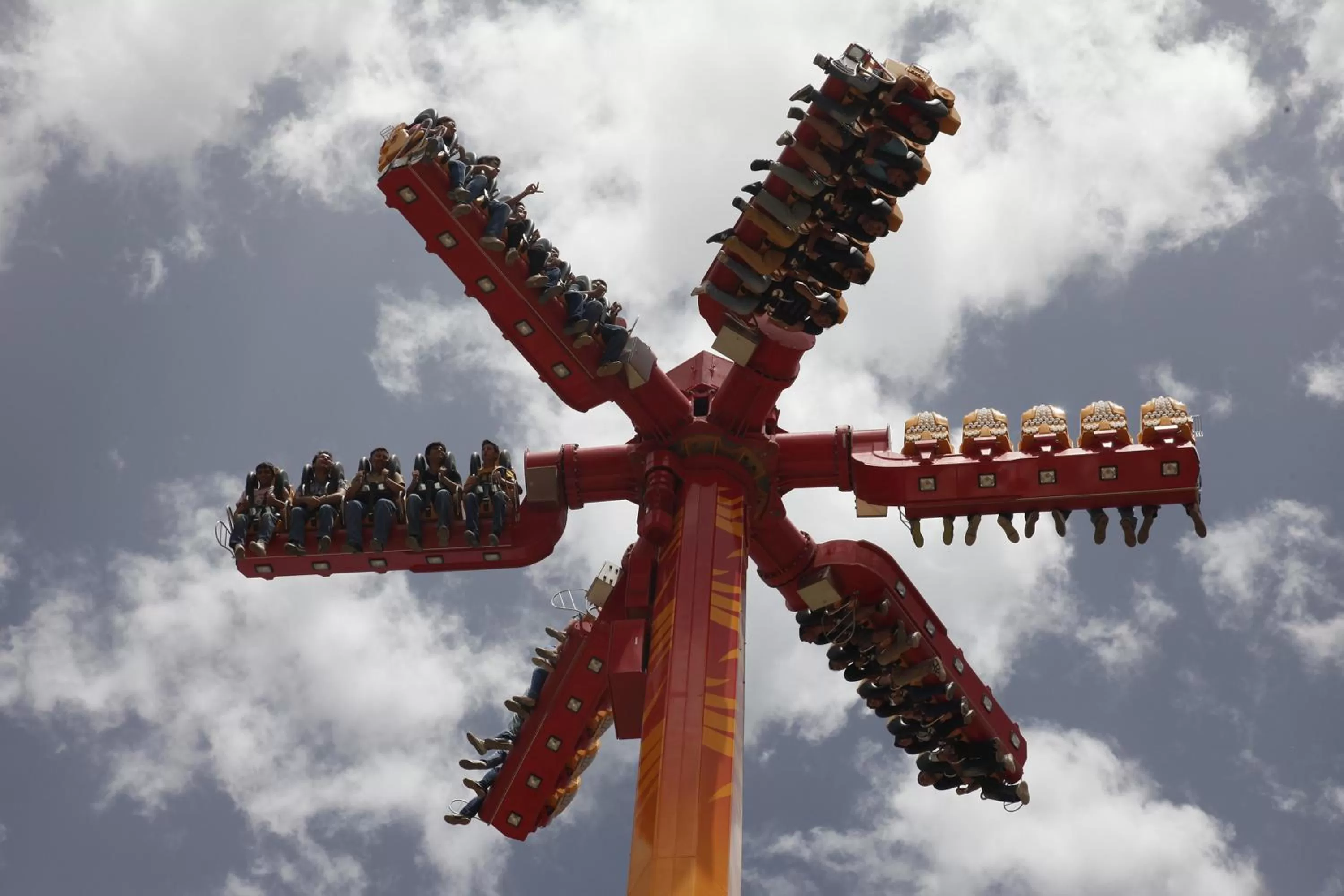 Area and facilities in Vialand Palace Hotel