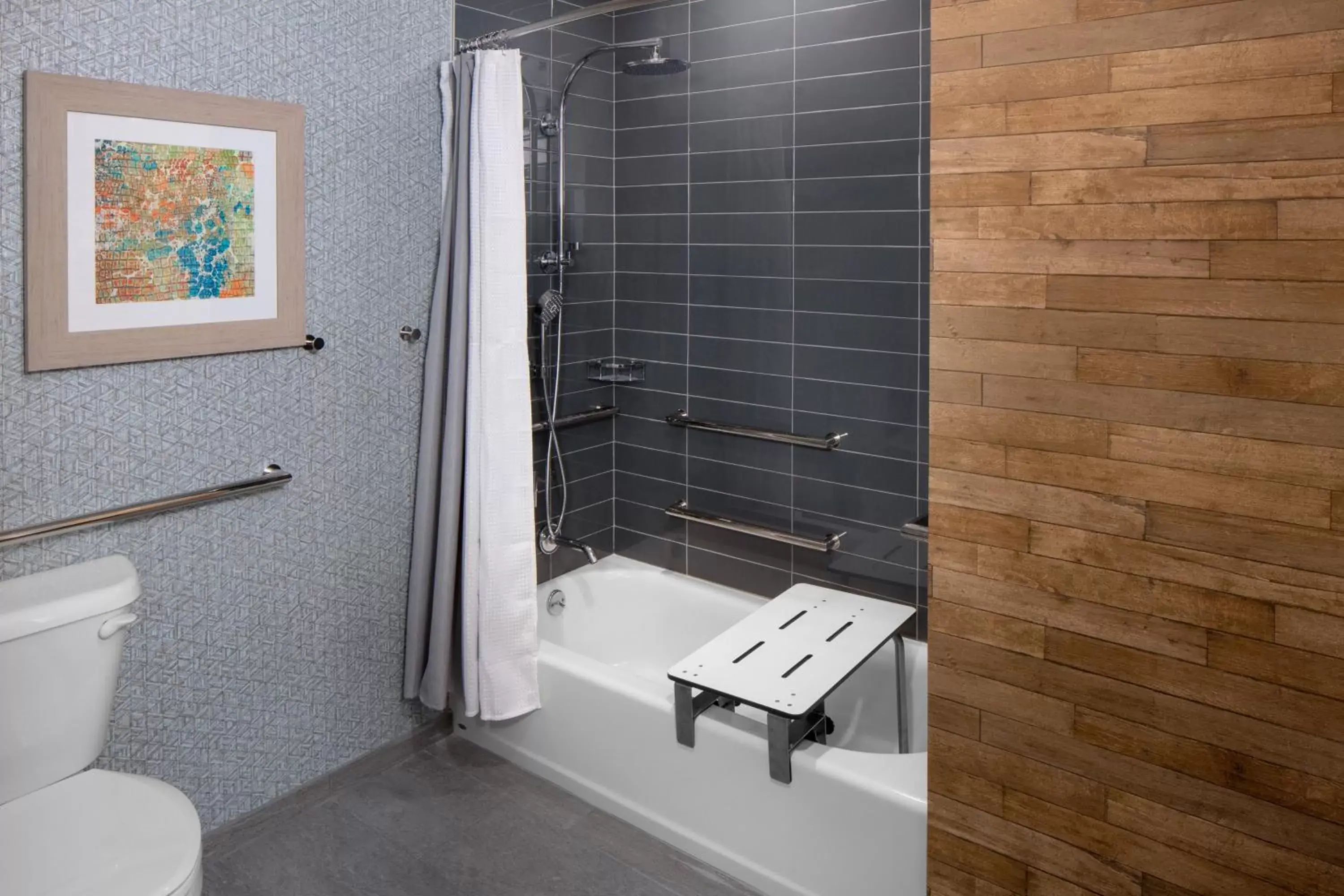 King Room - Mobility Access Tub - Non-Smoking in Hotel Indigo Gainesville-Celebration Pointe, an IHG Hotel King Room - Mobility Access Tub - Non-Smoking in Hotel Indigo Gainesville-Celebration Pointe, an IHG Hotel