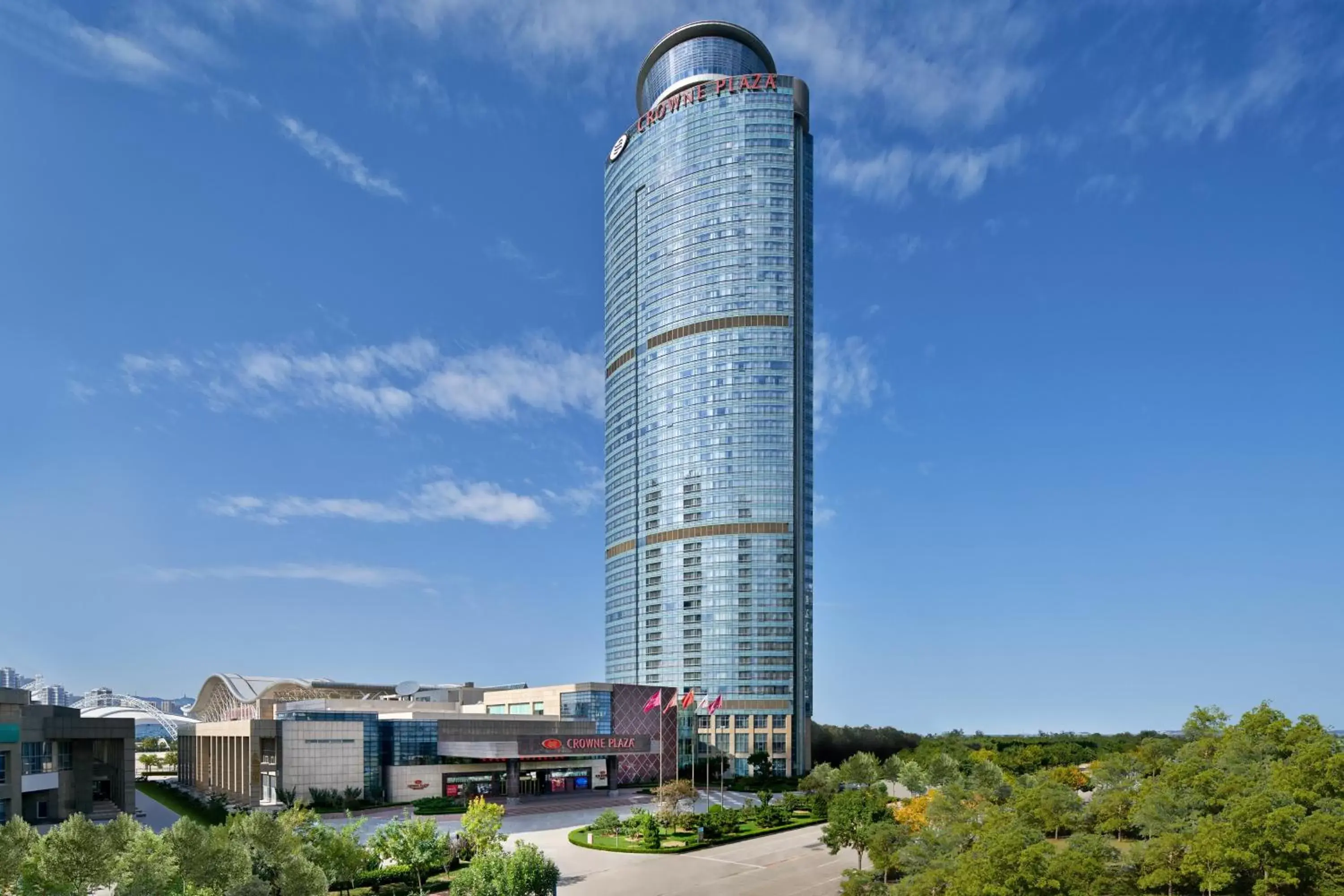 Property Building in Crowne Plaza Yantai Sea View, an IHG Hotel