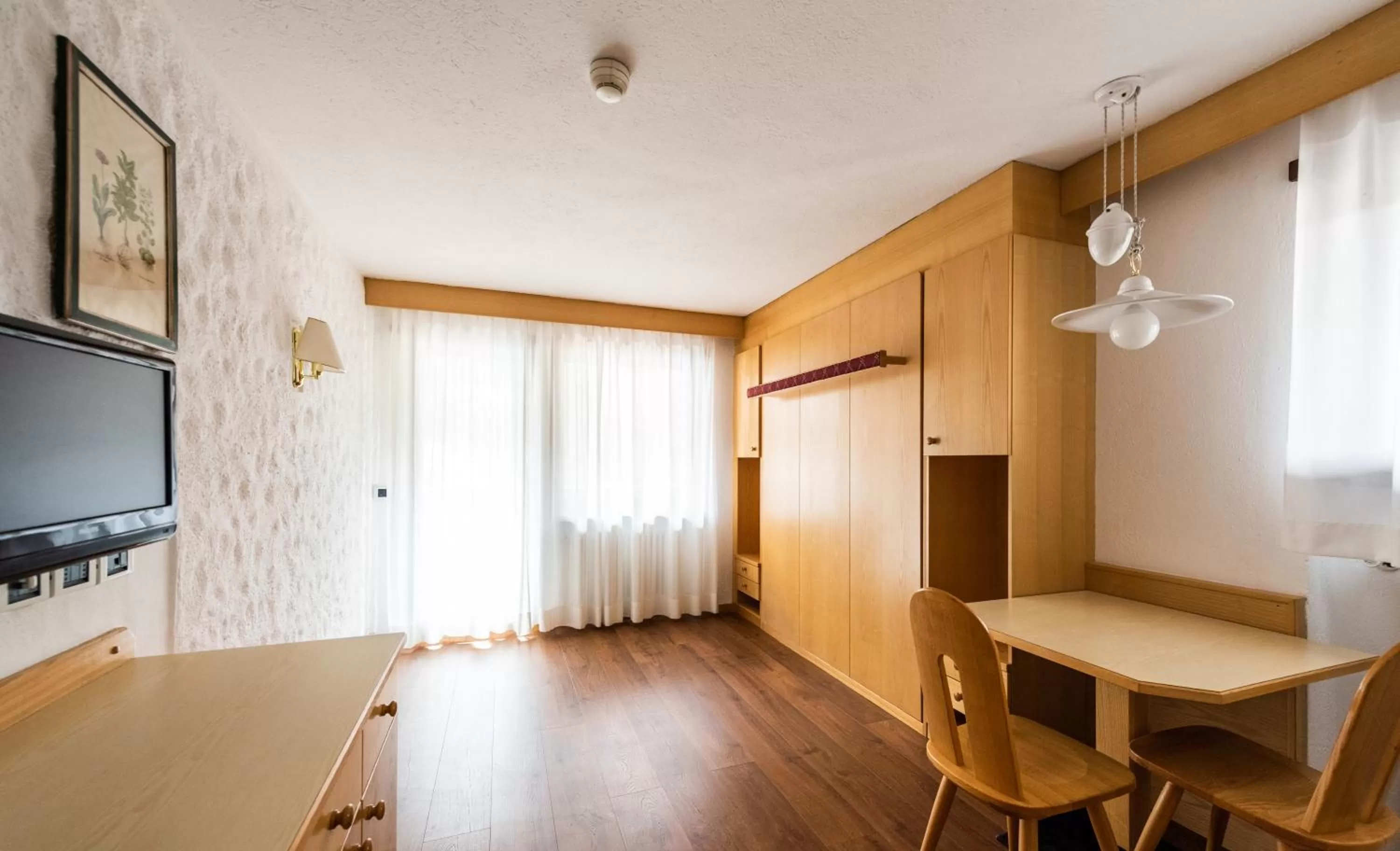 Photo of the whole room in Residence Antares