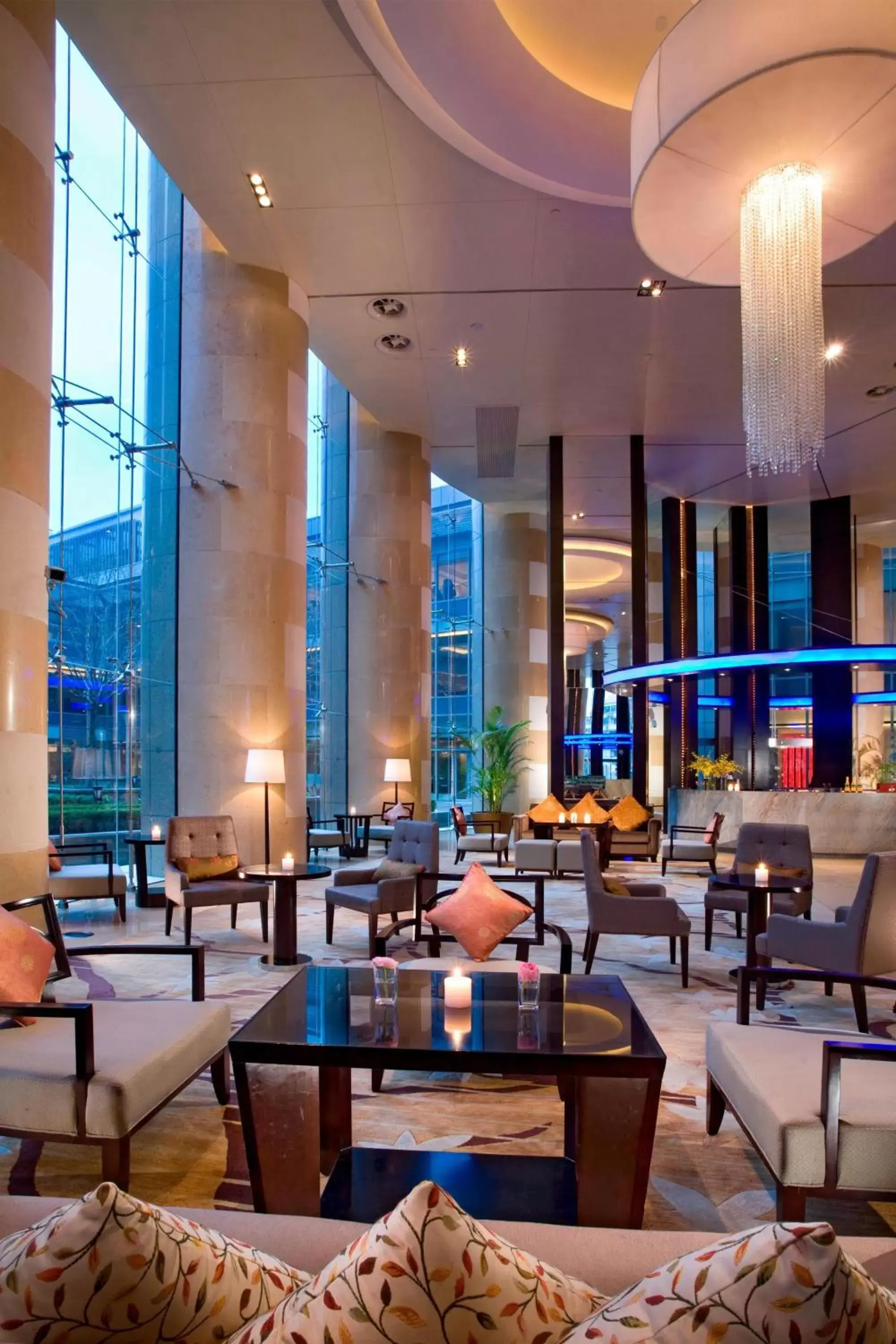 Lounge or bar, Restaurant/Places to Eat in Sheraton Grand Shanghai Pudong Hotel & Residences