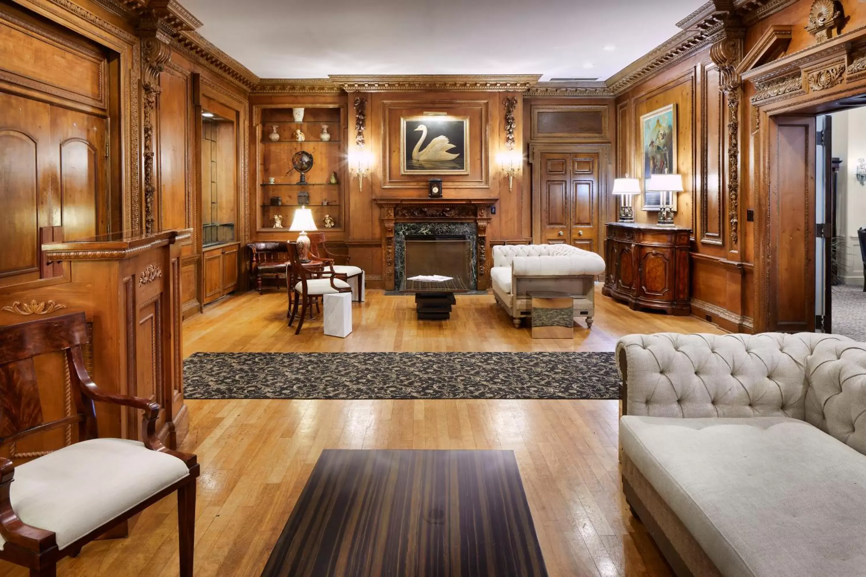 Seating area in Tarrytown House Estate on the Hudson