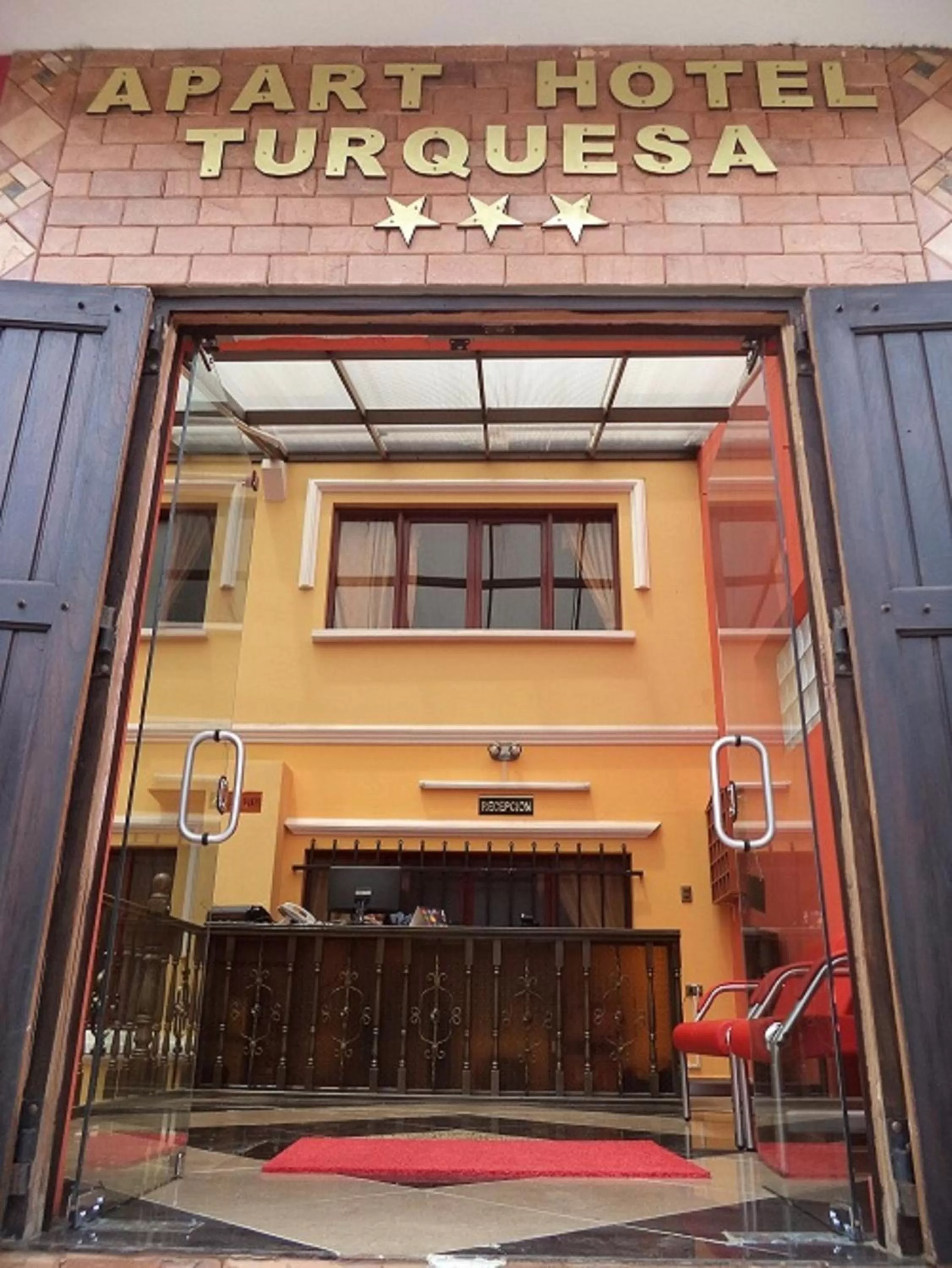 Facade/entrance in Apart Hotel Turquesa