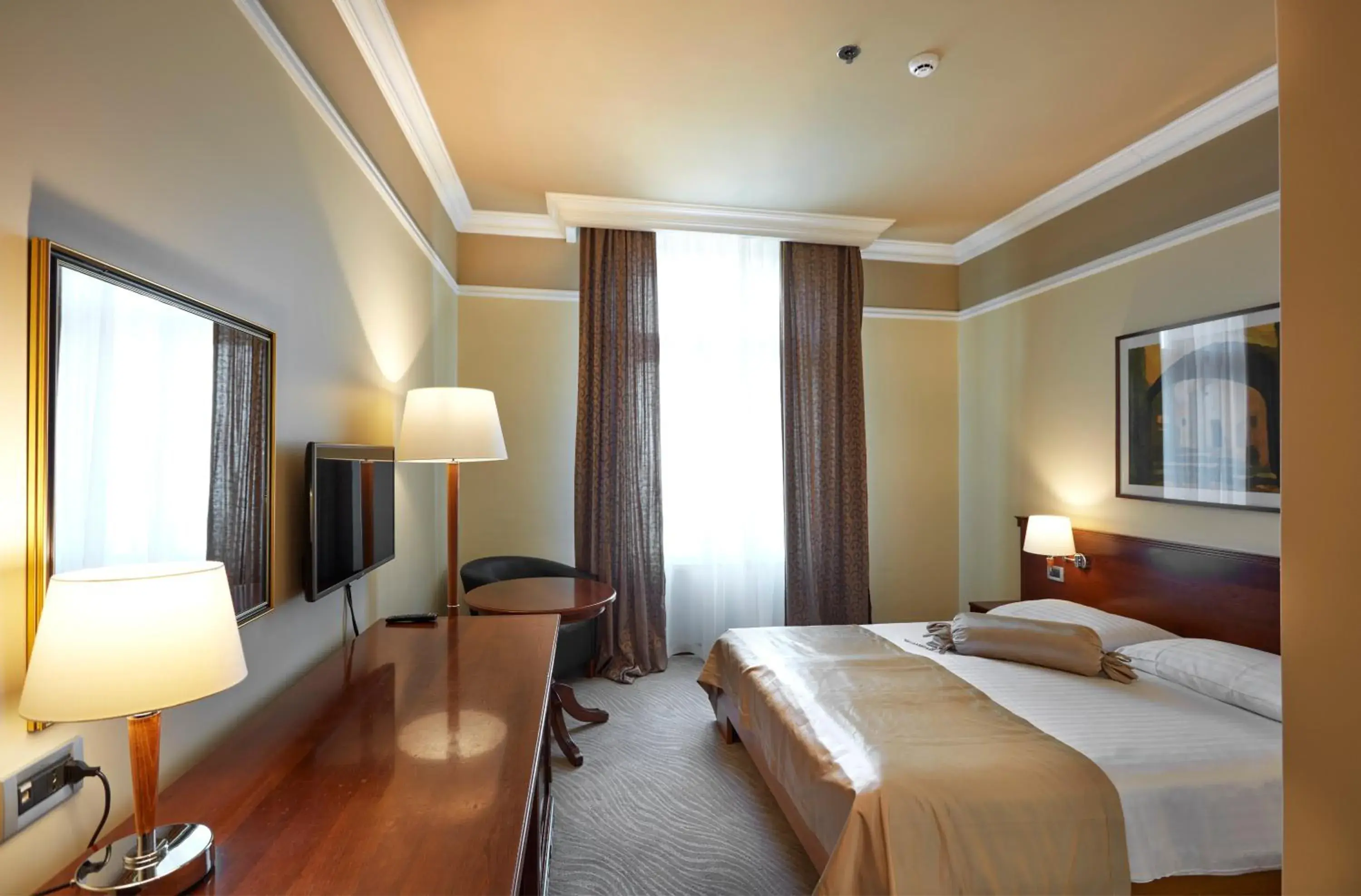 Bed in BRISTOL Hotel Opatija