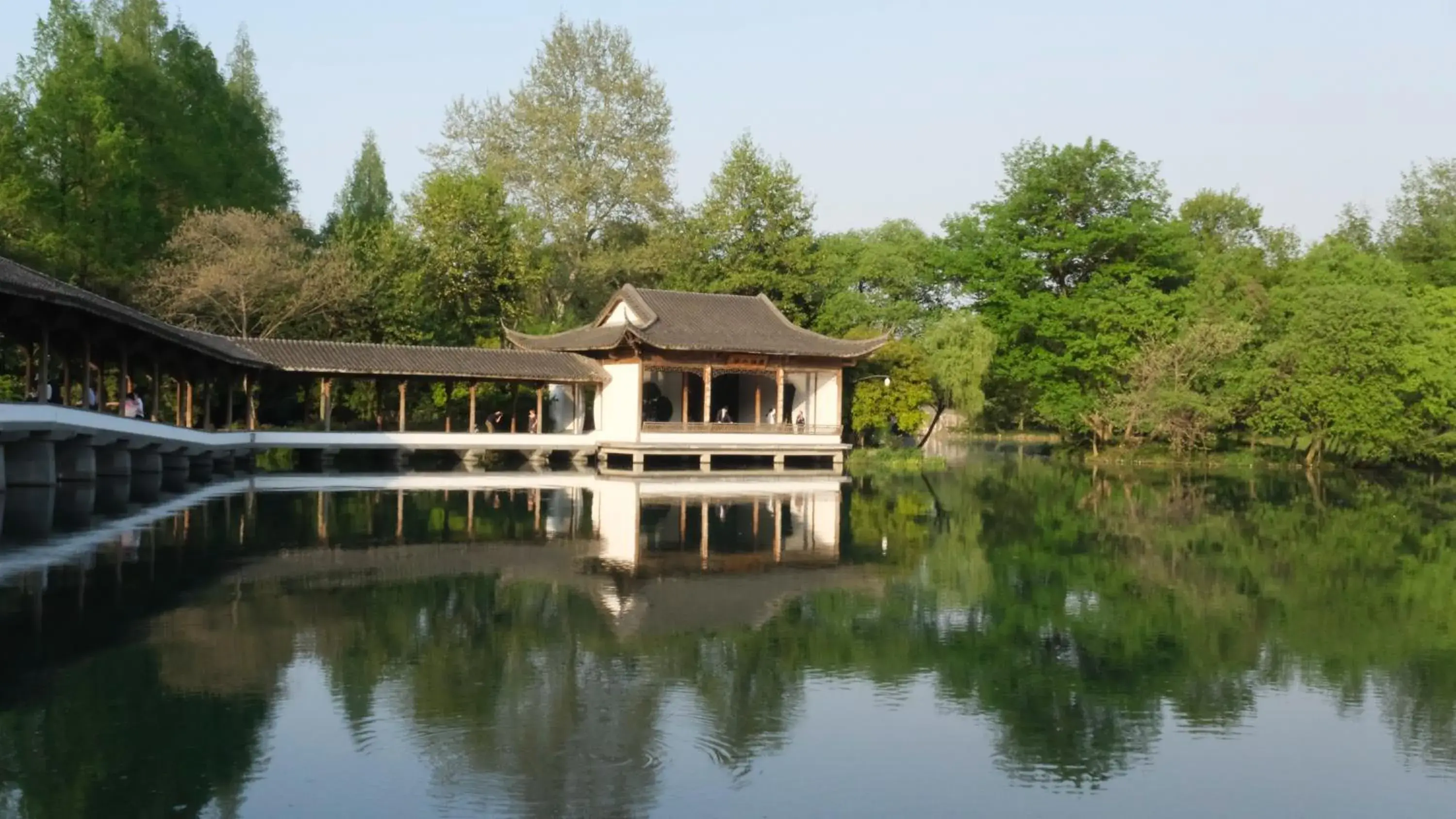 Lake view, Property Building in Rock&Wood Cozy House