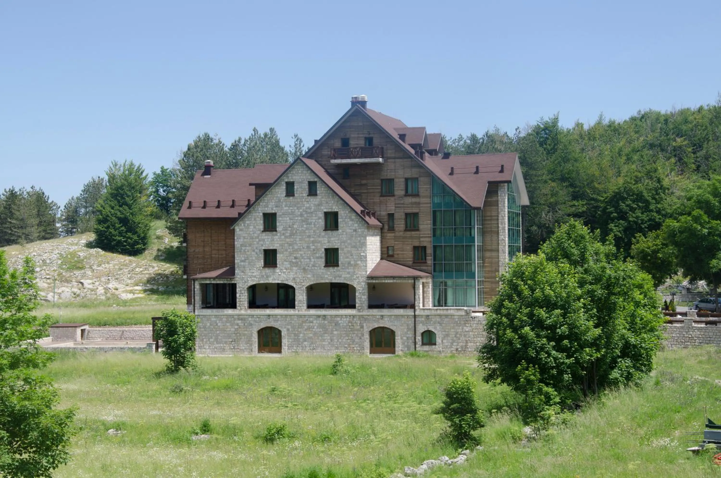 Property building in Hotel Monte Rosa
