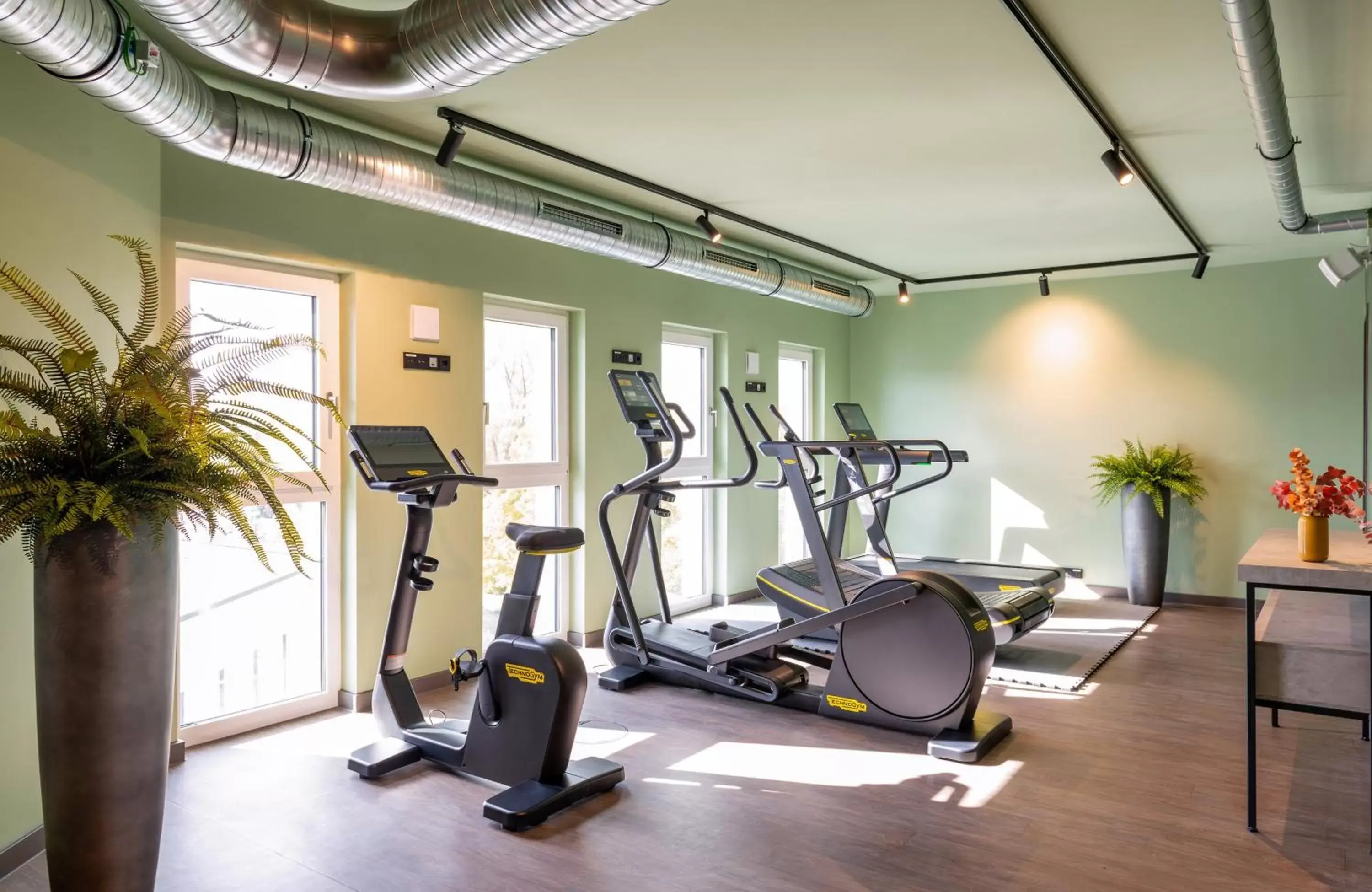 Fitness centre/facilities in Leonardo Hotel Augsburg Fitness centre/facilities in Leonardo Hotel Augsburg