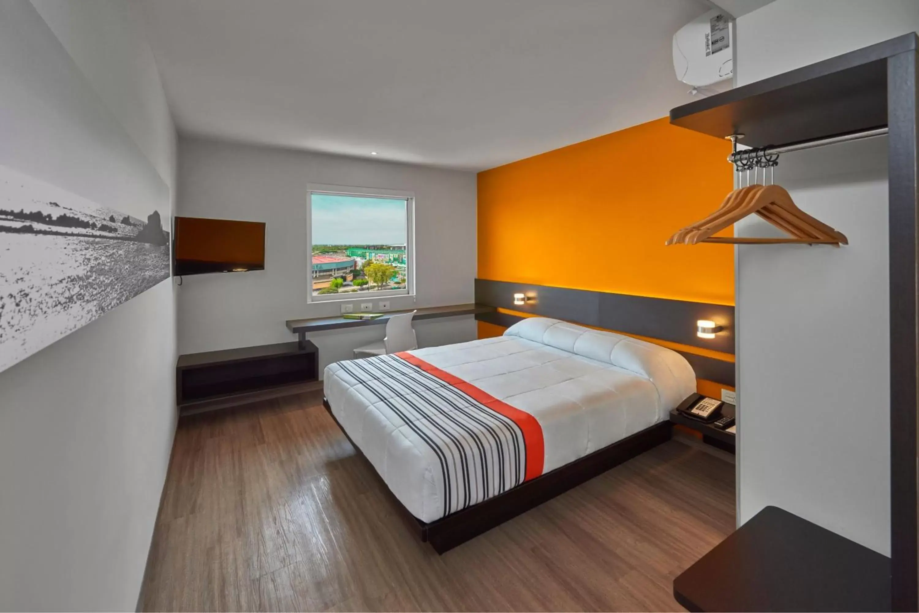 Photo of the whole room, Bed in City Express Junior by Marriott Leon Centro de Convenciones