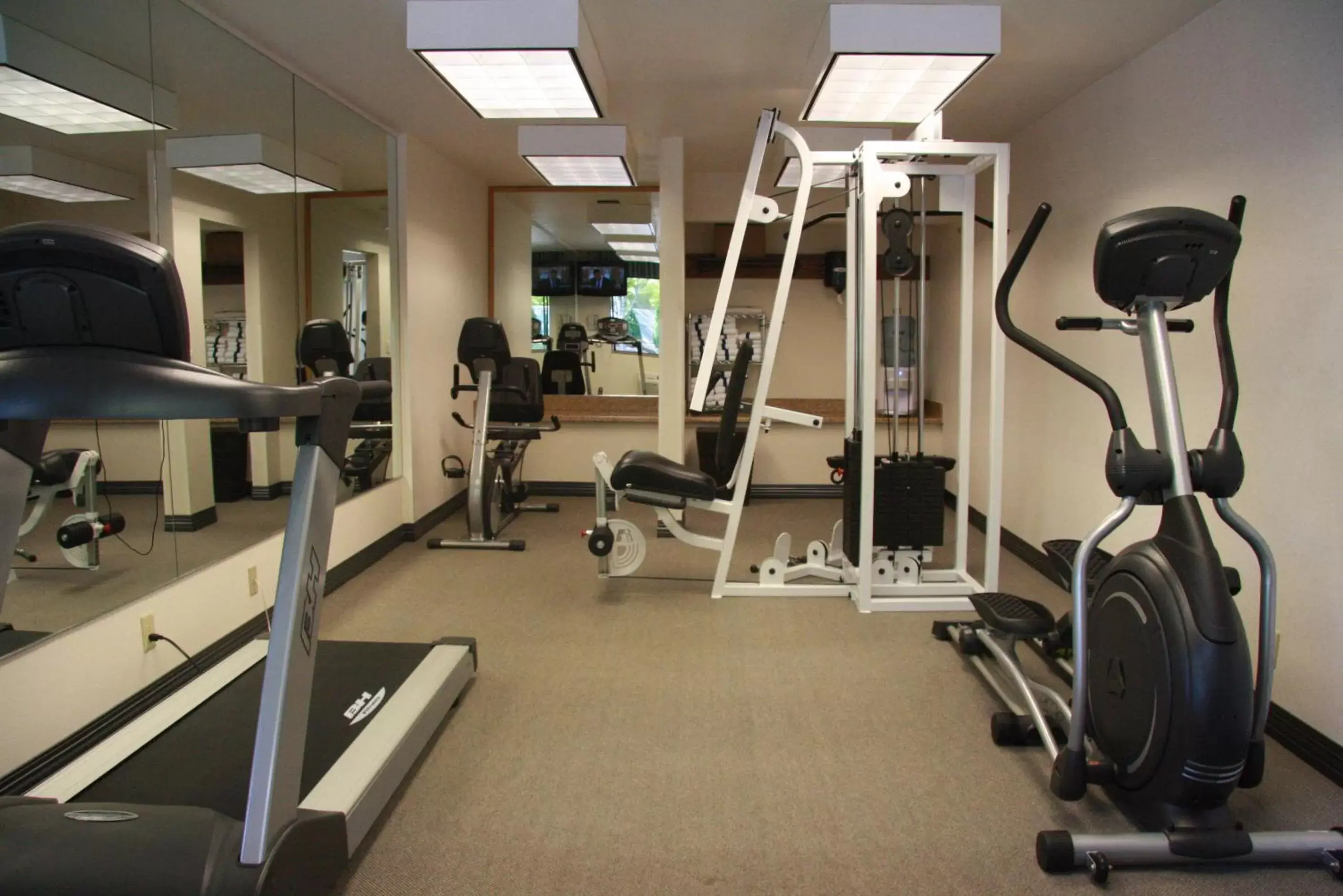Fitness centre/facilities, Fitness Center/Facilities in Baymont by Wyndham Seattle/Kirkland WA