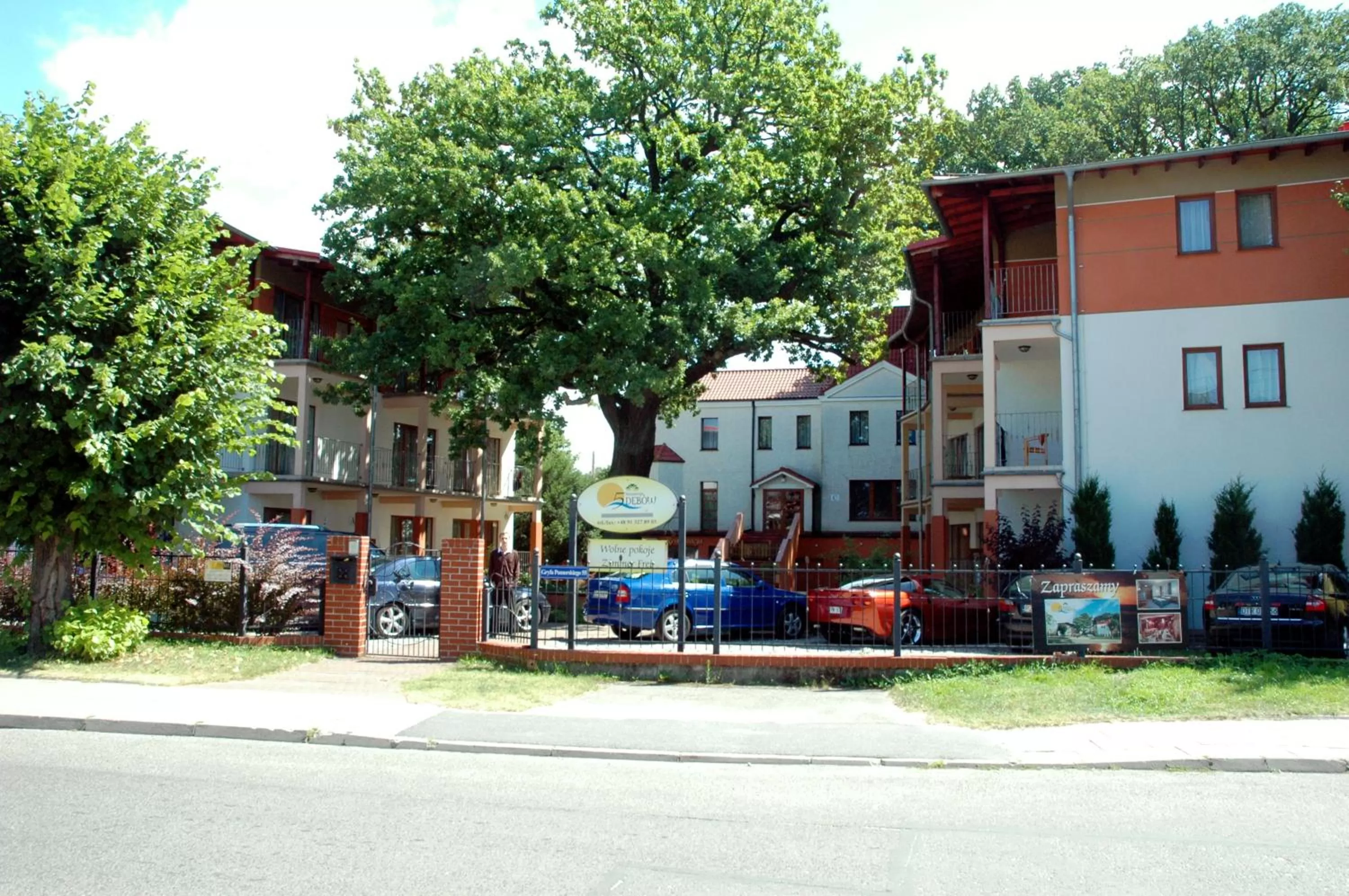 Property building in Rezydencja 5 Dębów