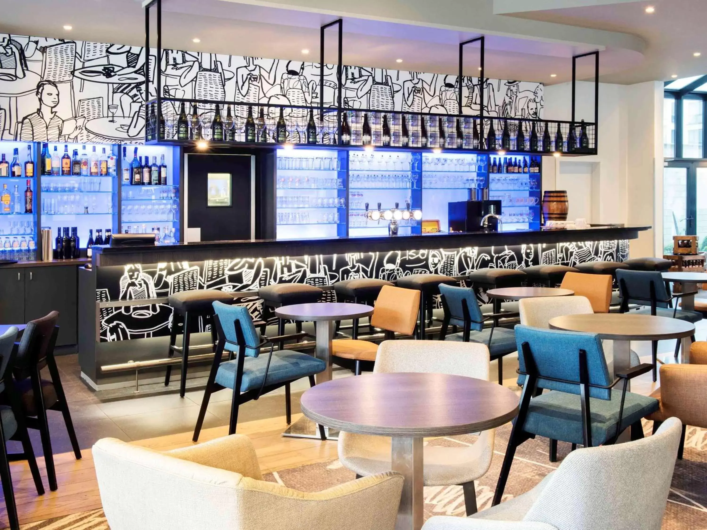 Lounge or bar, Restaurant/Places to Eat in ibis Hotel Brussels Centre Gare du Midi