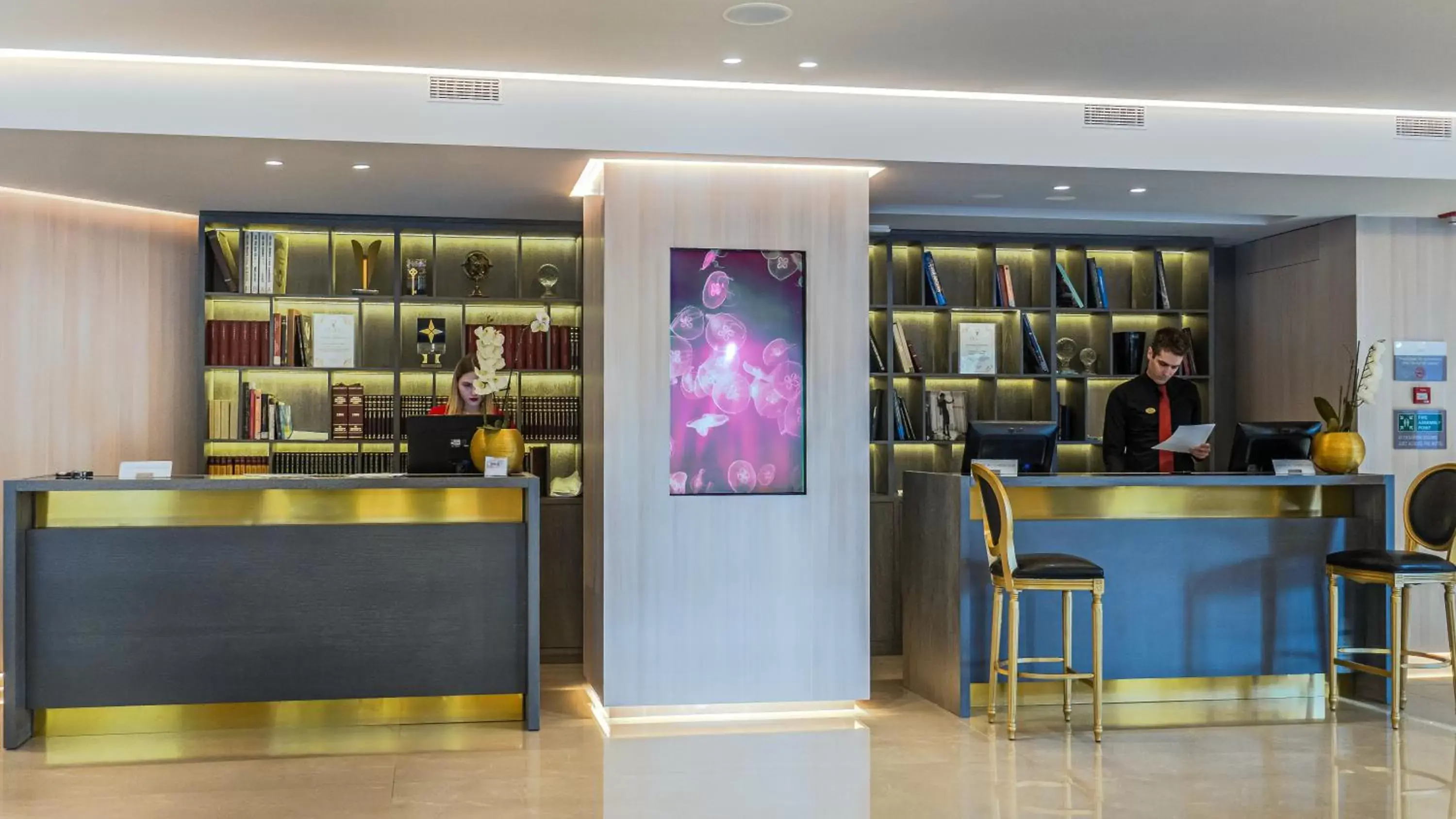 Staff, Lounge/Bar in St George Lycabettus Lifestyle Hotel