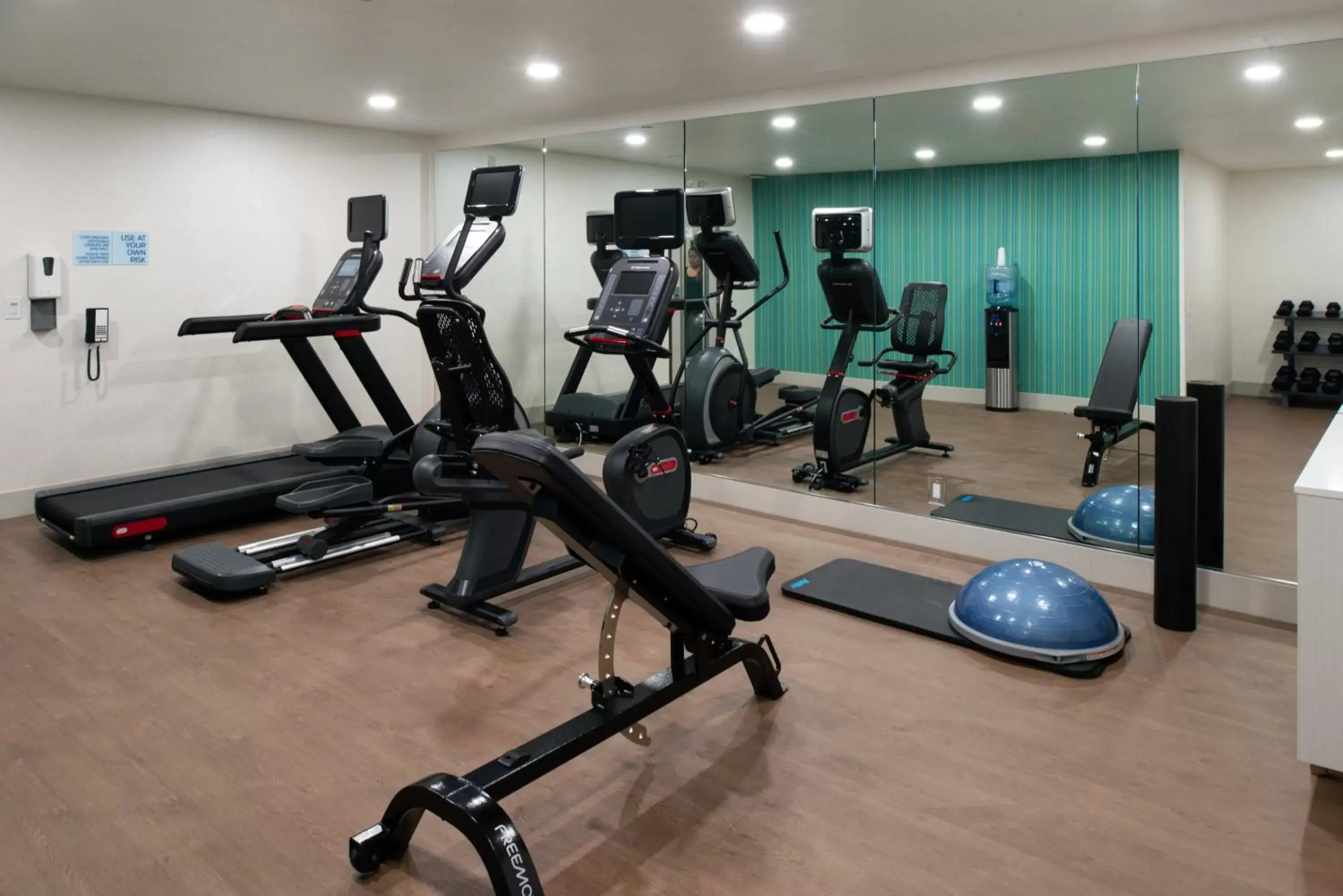 Fitness centre/facilities, Fitness Center/Facilities in Holiday Inn Express - Santa Rosa North, an IHG Hotel