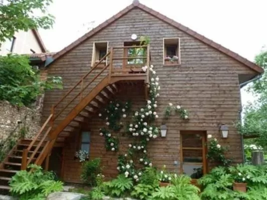 Property Building in Le Clos Chedeville