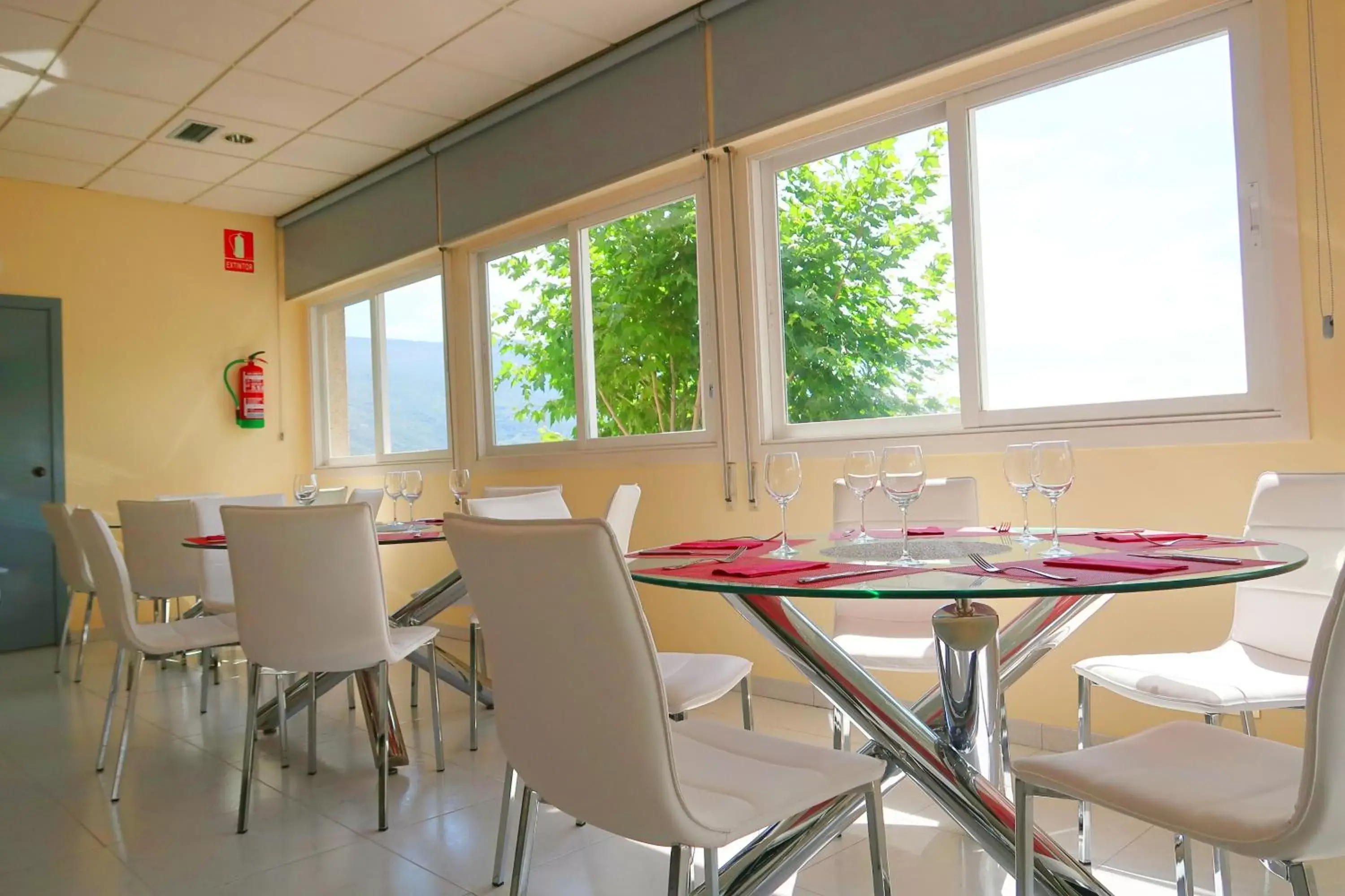 Dining Area in Hotel O Camiño