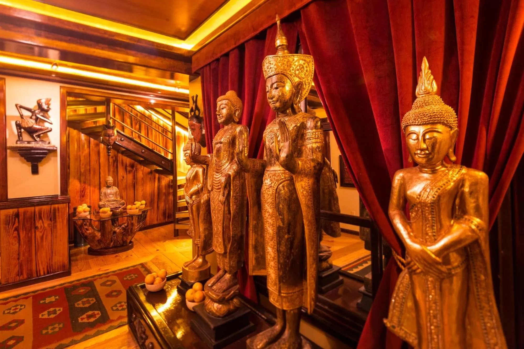 People in Hotel Parque México Suites at Condesa