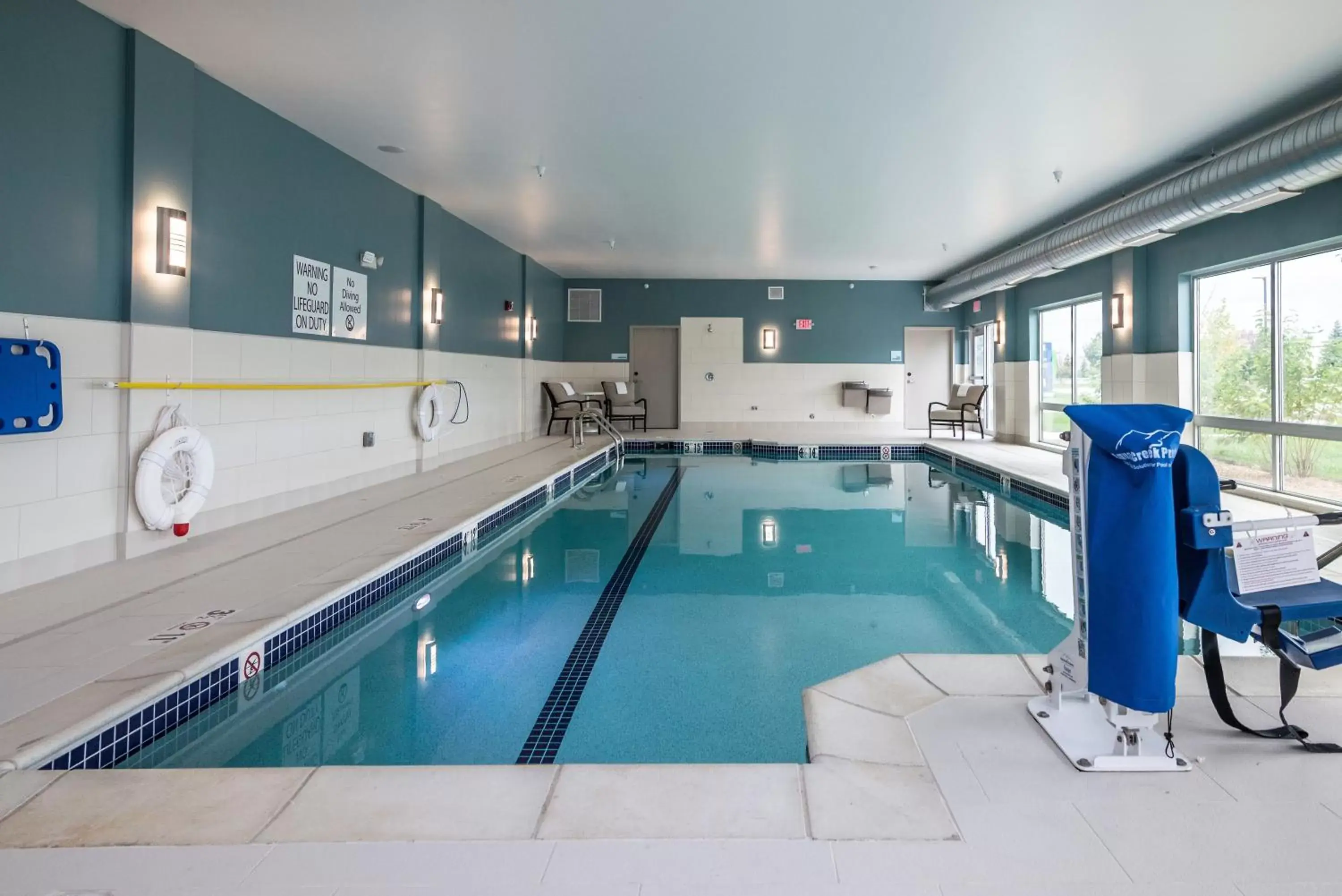 Property building, Swimming Pool in Holiday Inn Express & Suites Allen Park, an IHG Hotel