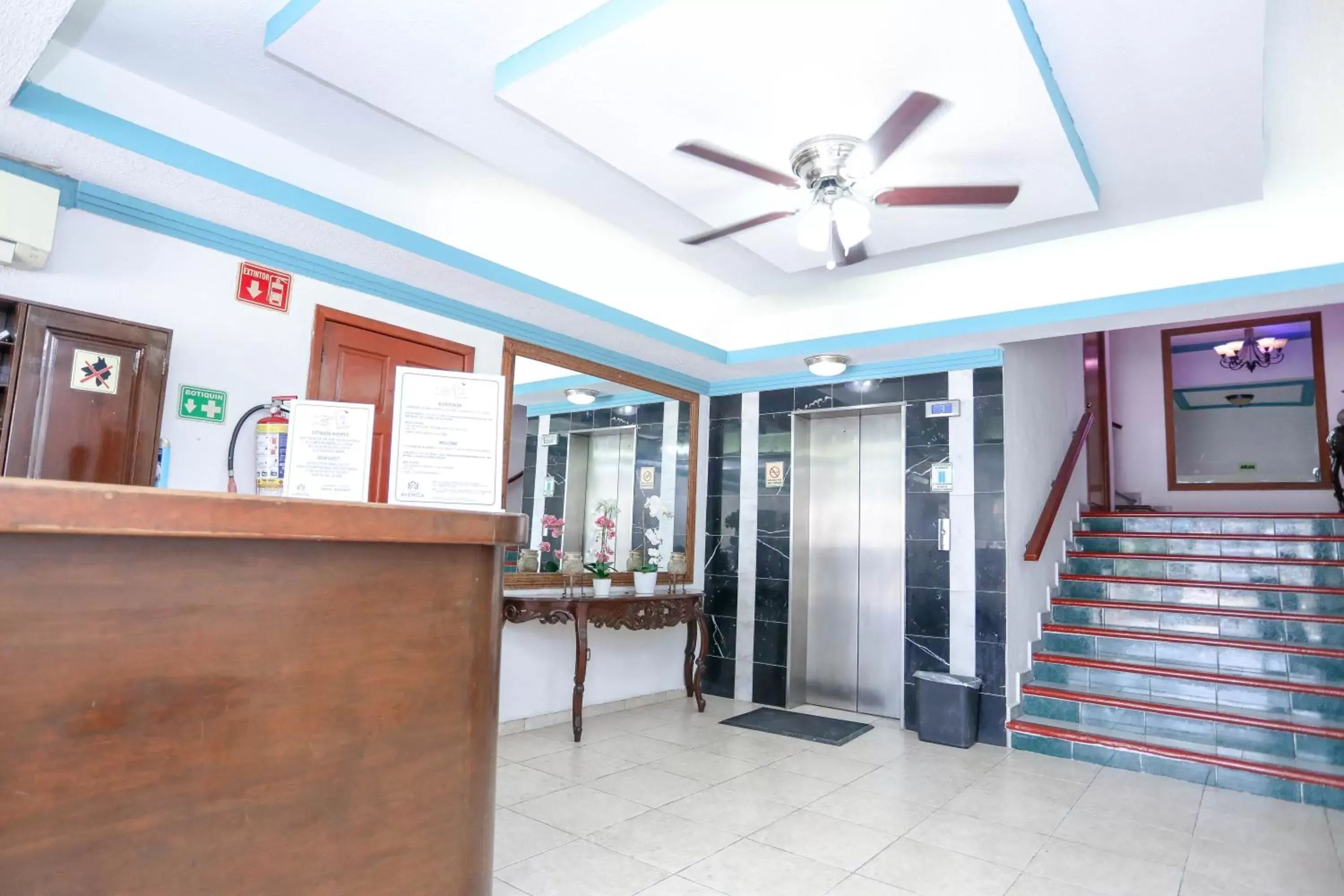 Lobby or reception, Lobby/Reception in Hotel Avenida Cancun