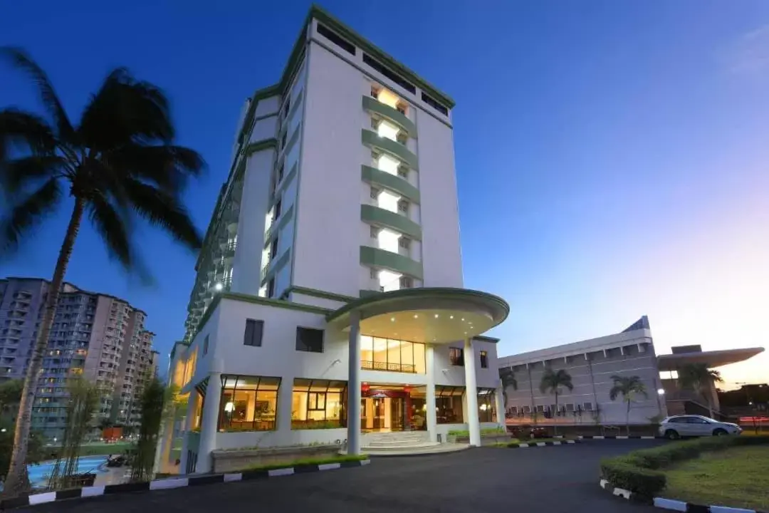 Facade/entrance, Property Building in De Greenish Village Langkawi