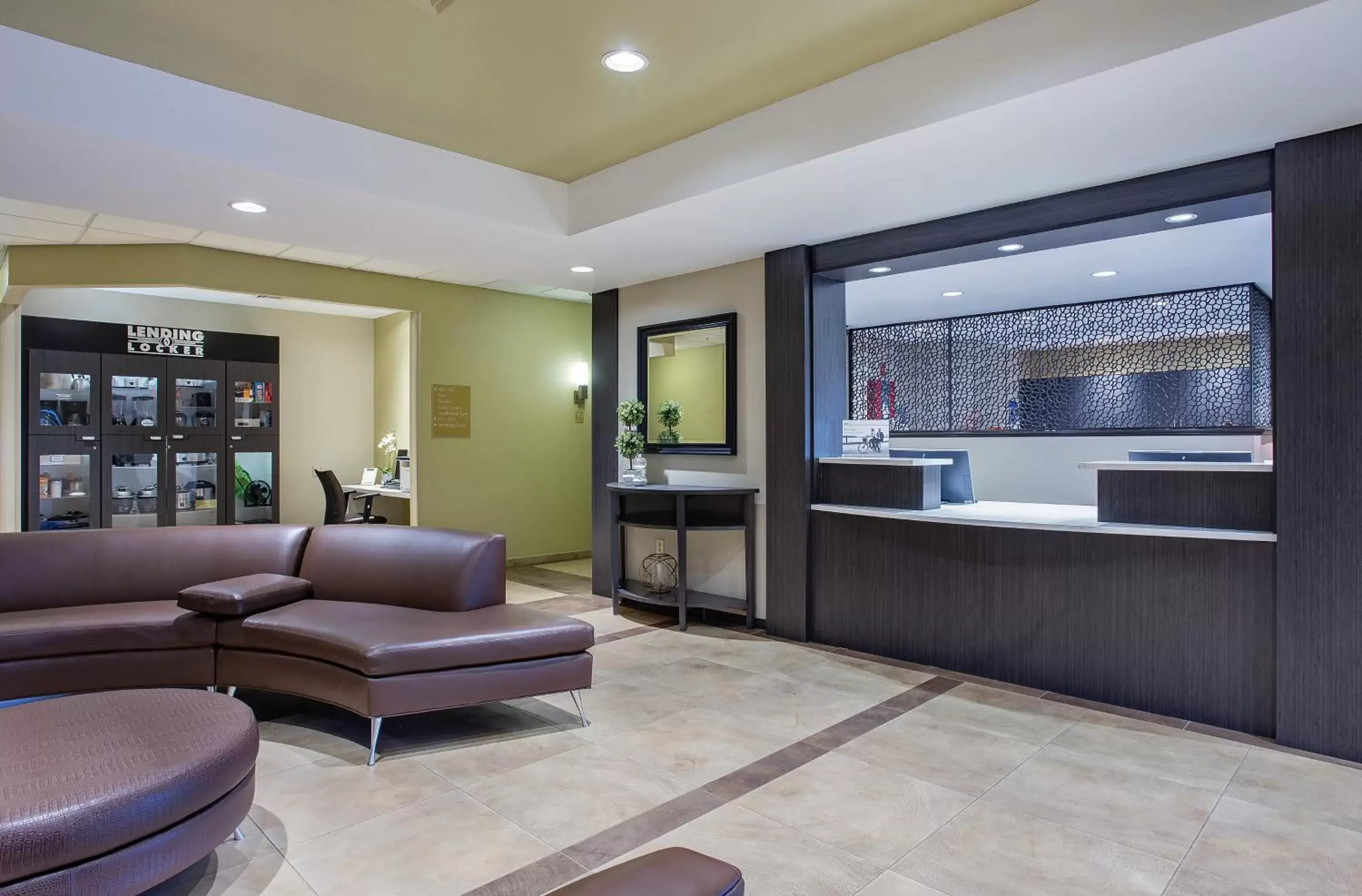 Property building in Candlewood Suites Bowling Green by IHG Property building in Candlewood Suites Bowling Green by IHG