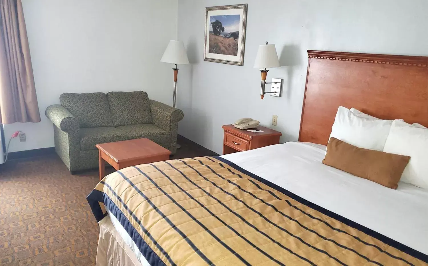 Bed in Coratel Inn & Suites by Jasper New Braunfels IH-35 EXT 189 Bed in Coratel Inn & Suites by Jasper New Braunfels IH-35 EXT 189