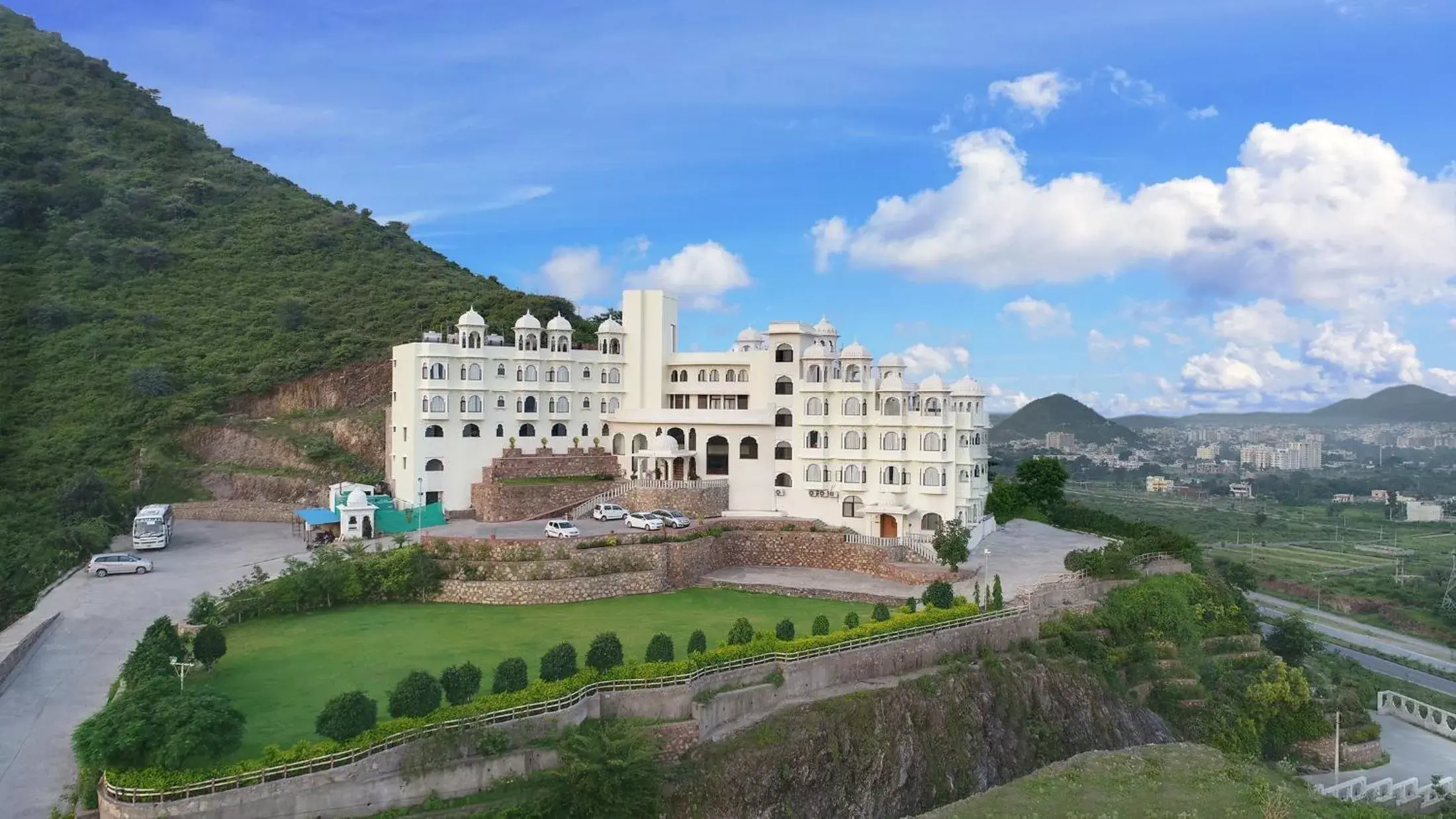 Bird's eye view, Bird's-eye View in Bhairavgarh Palace Udaipur