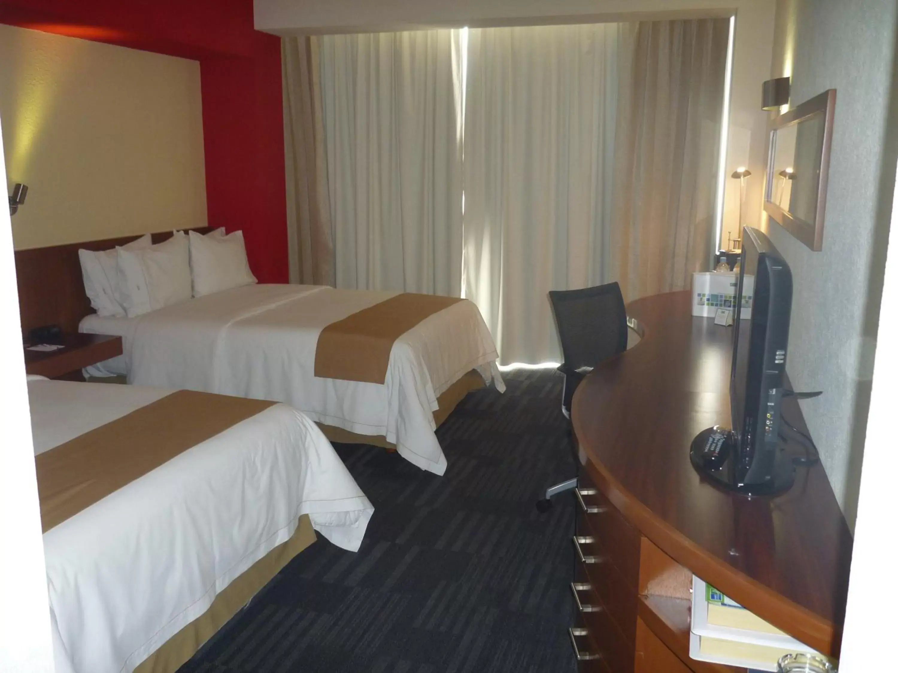 Photo of the whole room in Holiday Inn Express Guadalajara Expo, an IHG Hotel