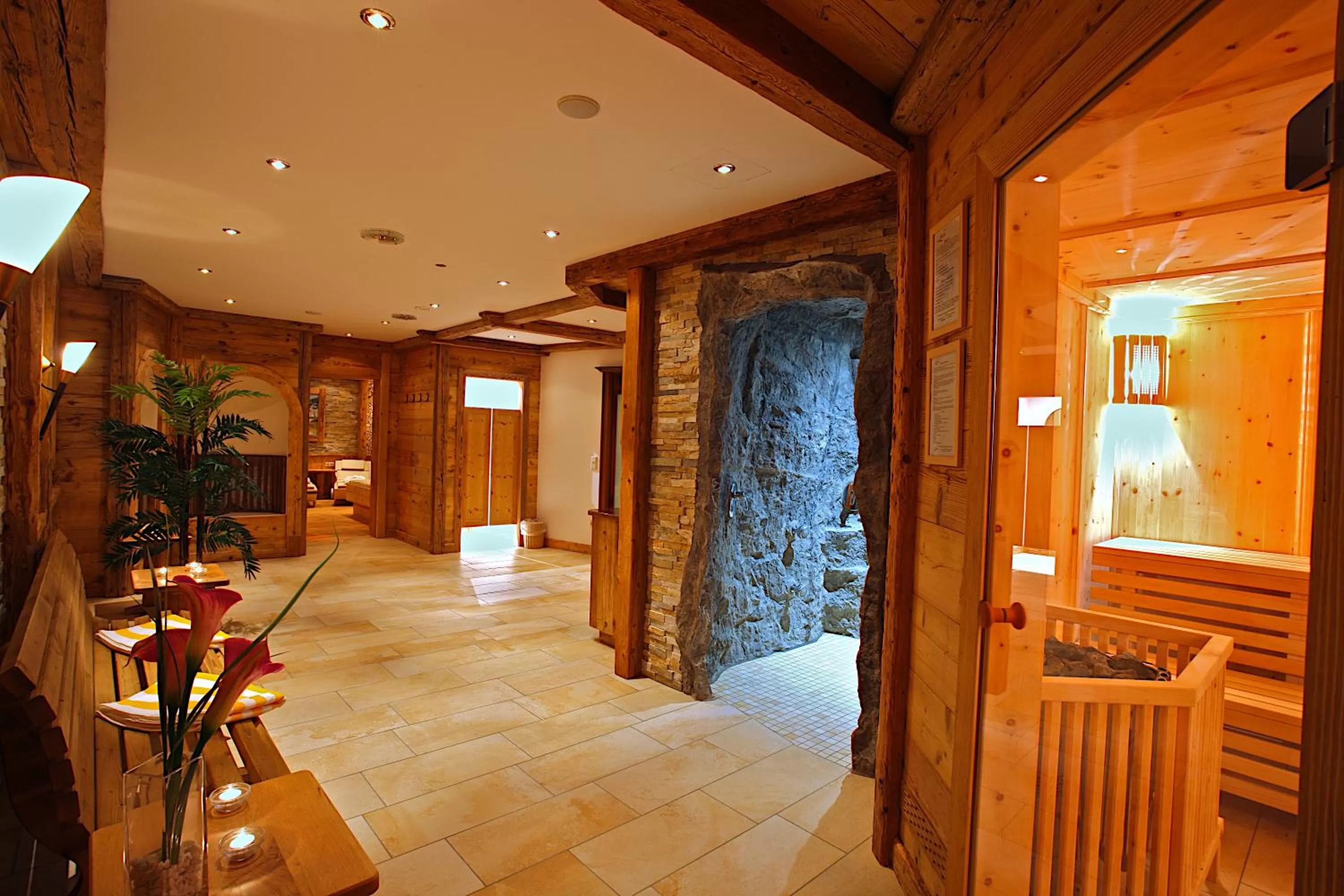 Sauna in Hotel am Schloßberg