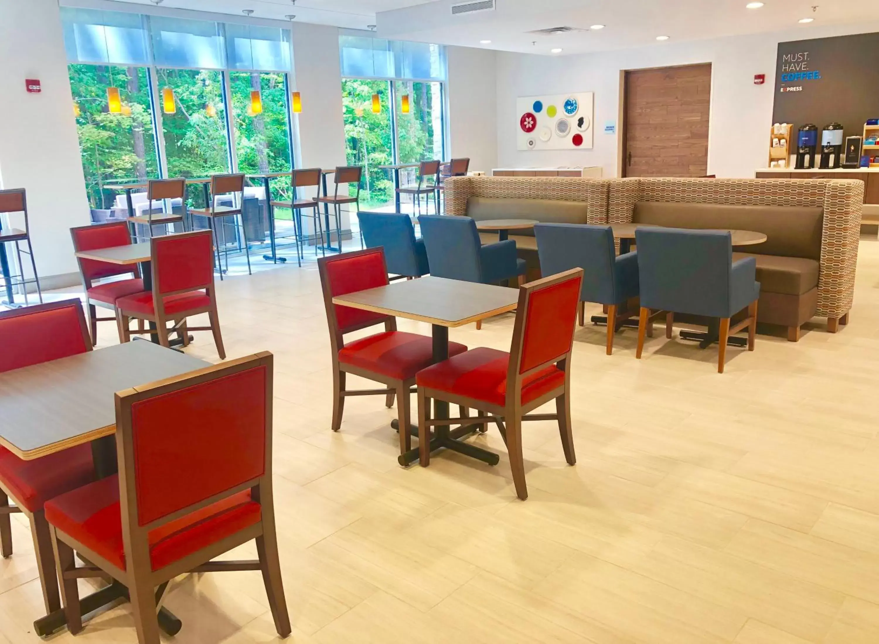 Breakfast, Restaurant/Places to Eat in Holiday Inn Express & Suites Raleigh Airport - Brier Creek, an IHG Hotel