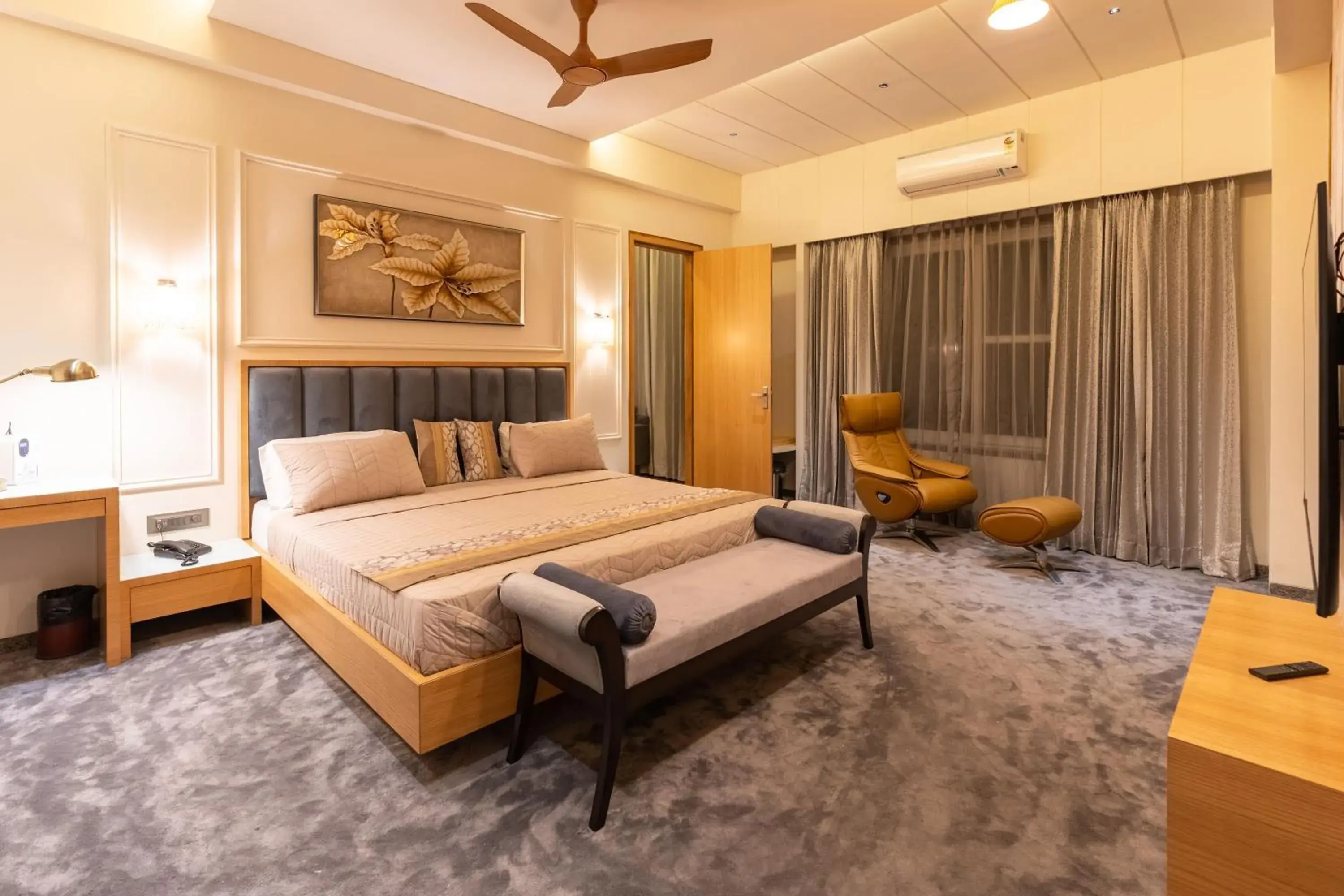 Bedroom, Bed in Mountain Creek Villa Udaipur Bedroom, Bed in Mountain Creek Villa Udaipur