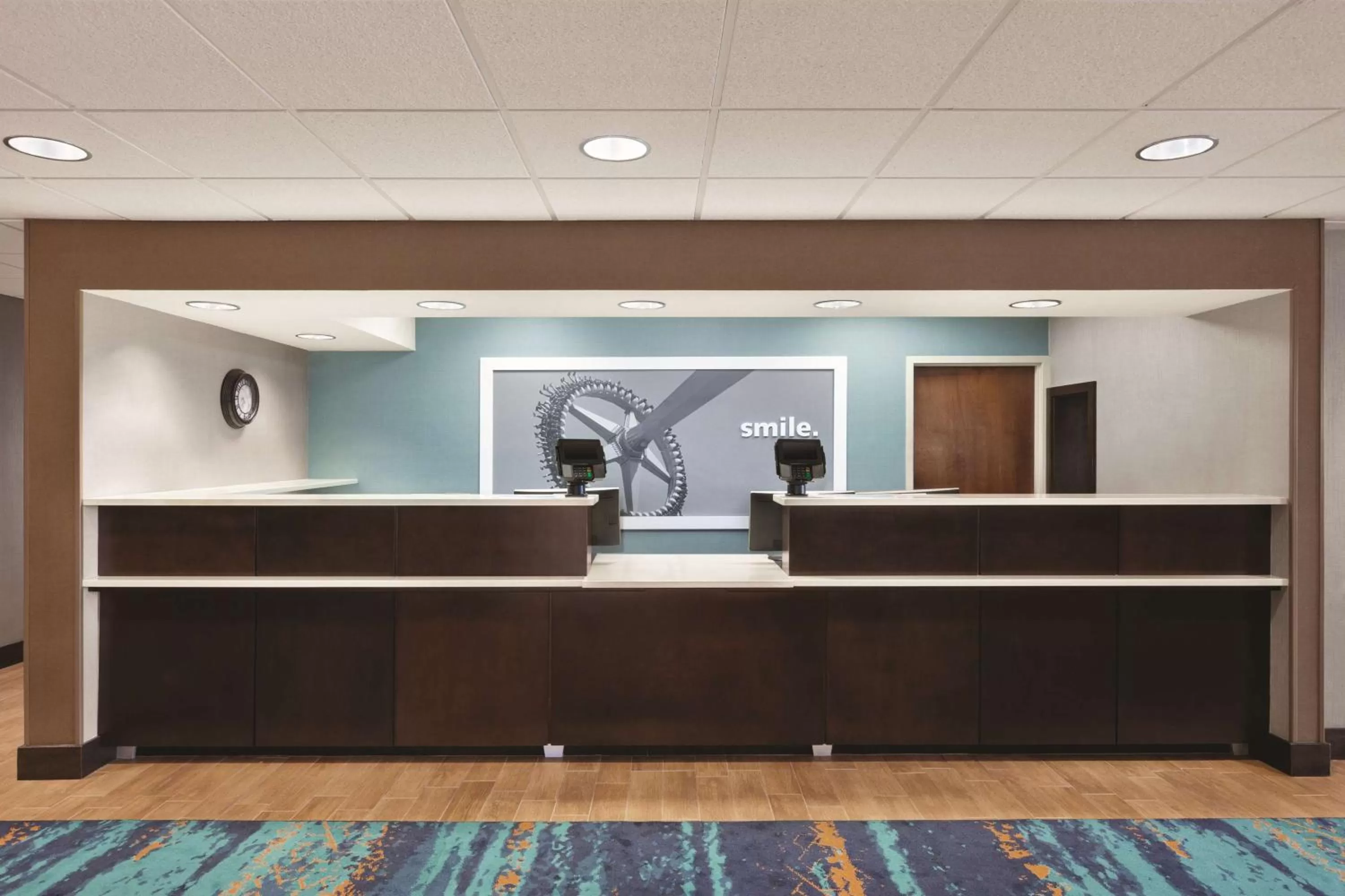 Lobby or reception in Hampton Inn Orlando International Drive Convention Center