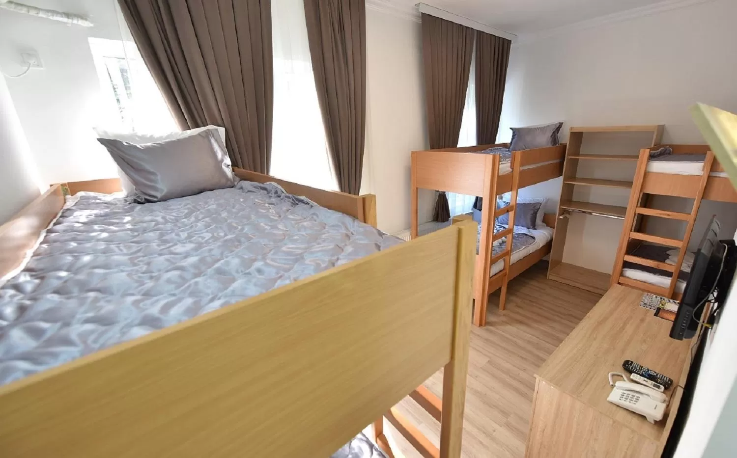 Bed in Villa Nina Hotel & Lounge bar