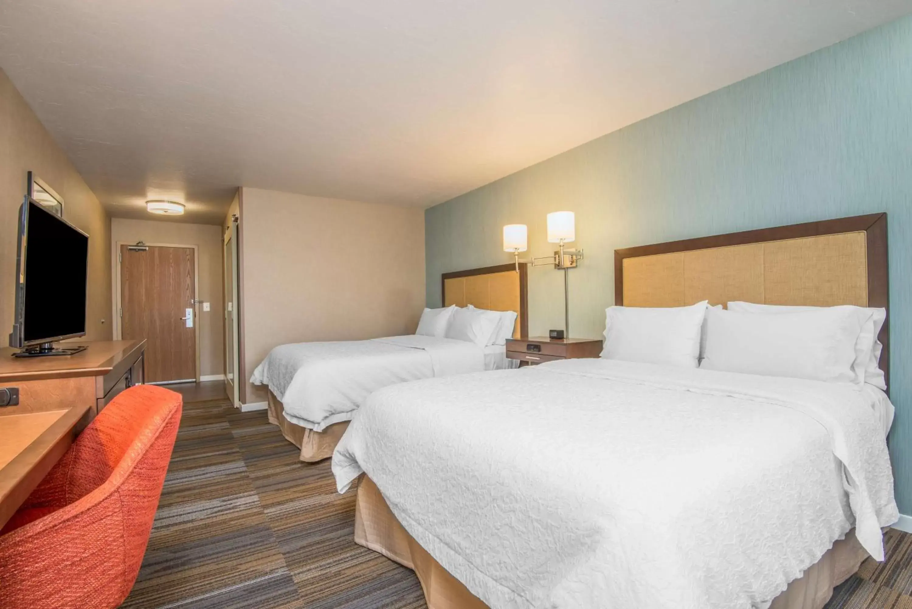 Room with Two Queen Beds - Non-Smoking in Hampton Inn & Suites Los Alamos Room with Two Queen Beds - Non-Smoking in Hampton Inn & Suites Los Alamos