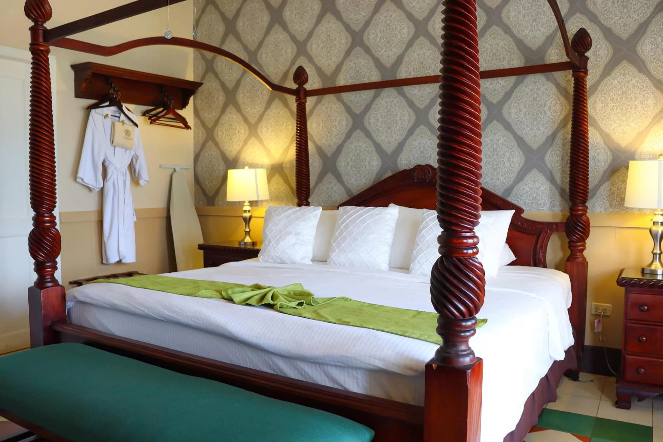 Bed in Hotel Victoriano