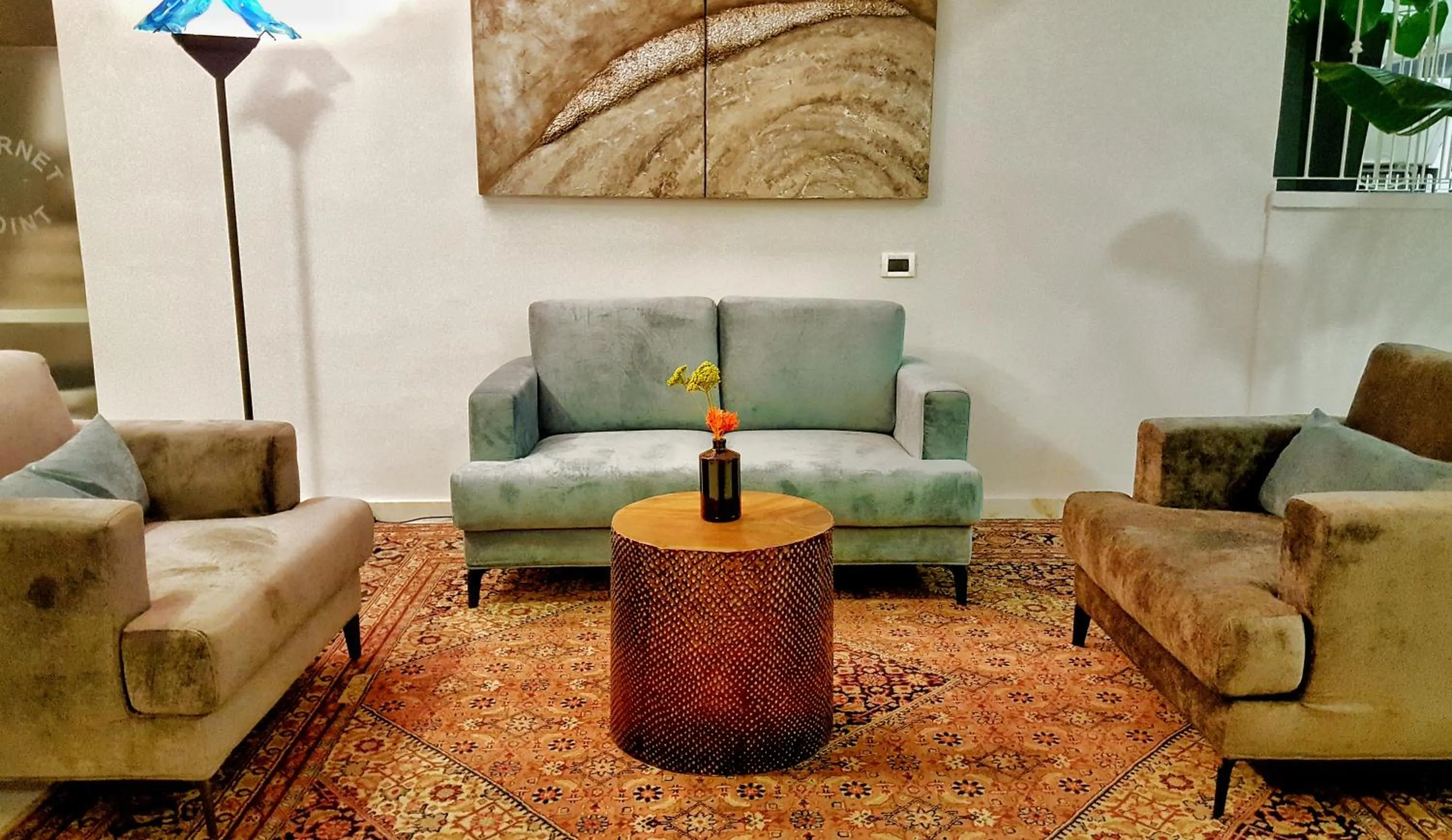 Communal lounge/ TV room in Hotel Tiffany