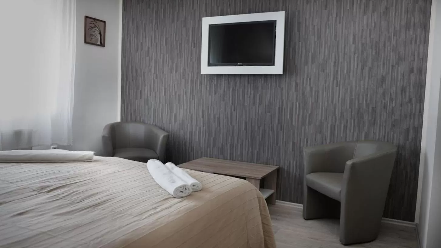 Bed in Teke Bowling Centrum és Sport Panzió