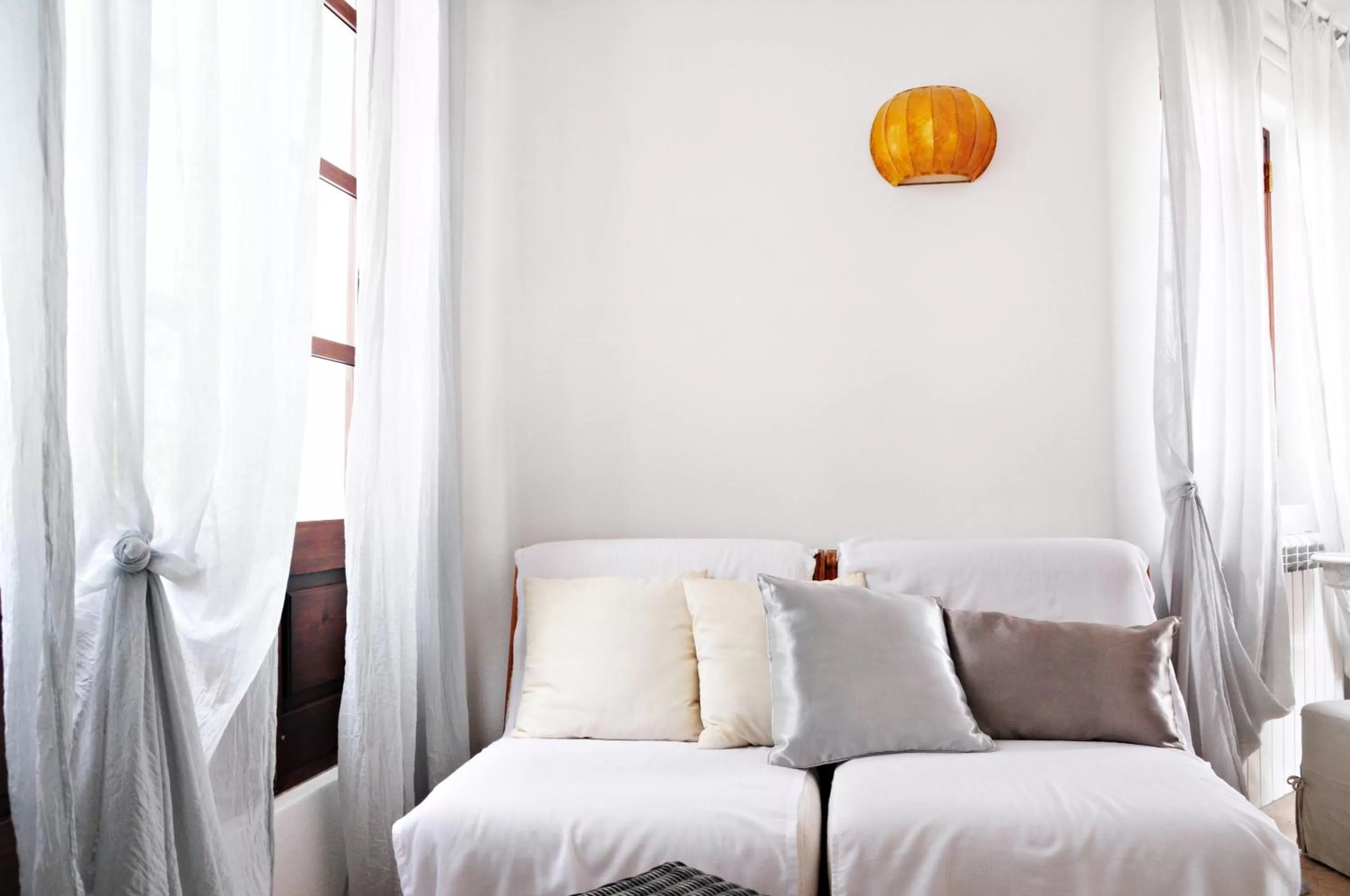 Living room, Seating Area in Uma Casa a Beira Sol