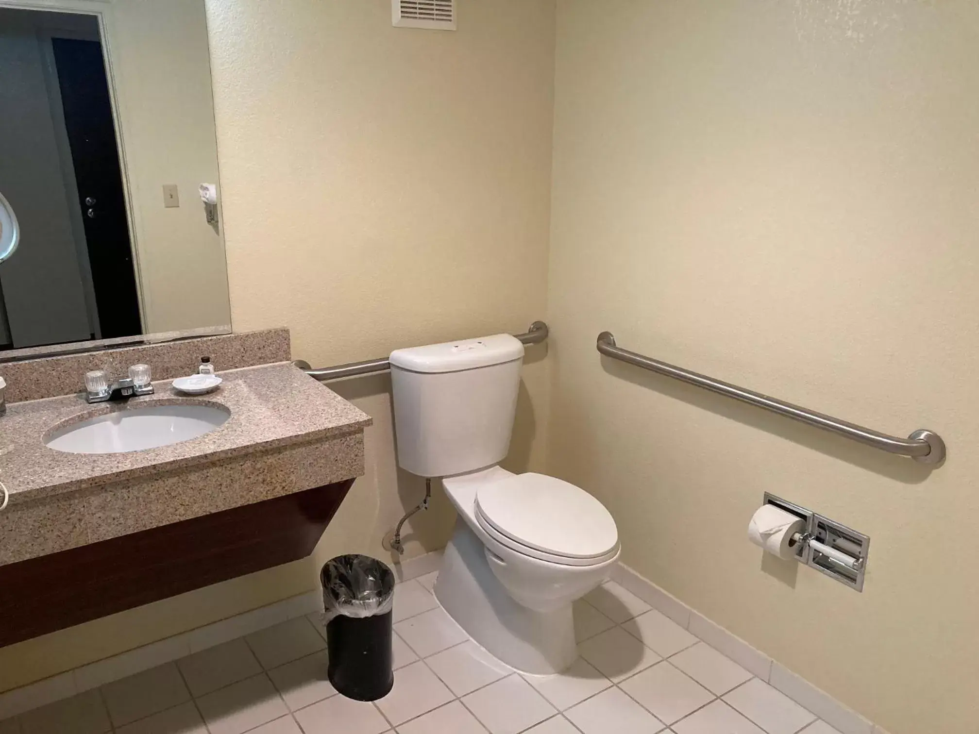 Bathroom in Radisson Hotel Austin - University