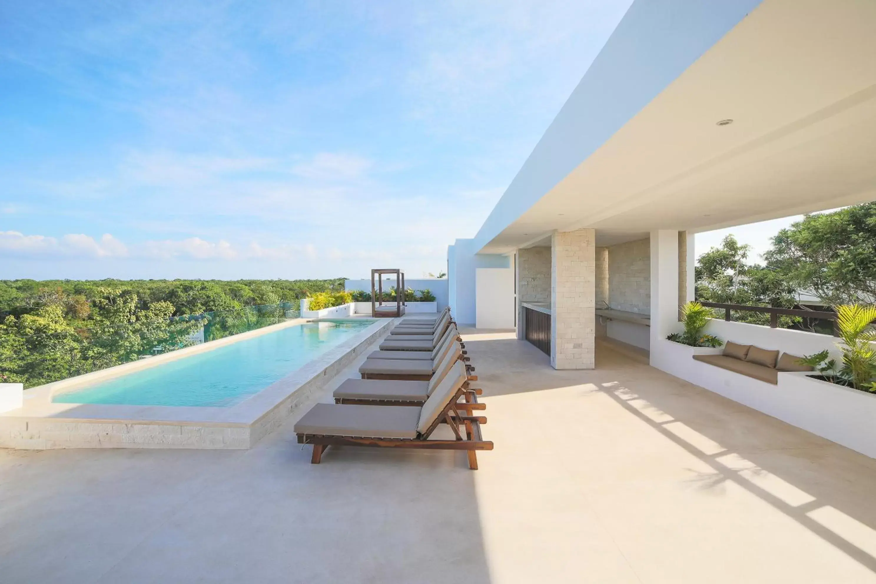 Bathroom, Swimming Pool in Hotel Blanco Tulum