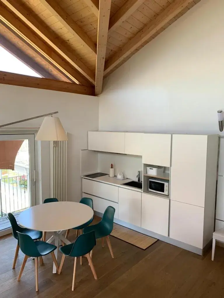 Kitchen or kitchenette, Kitchen/Kitchenette in Hotel Isola Verde