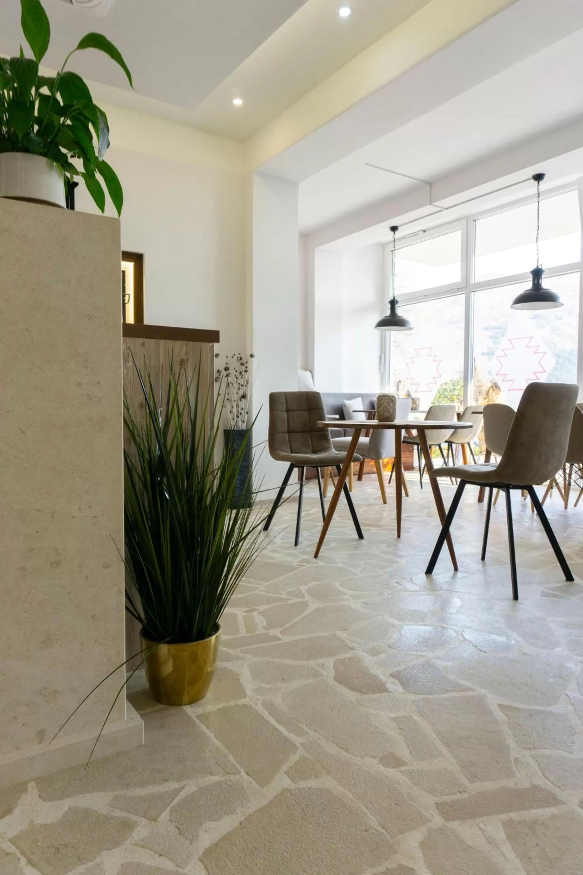 Restaurant/places to eat in Herceg Vila