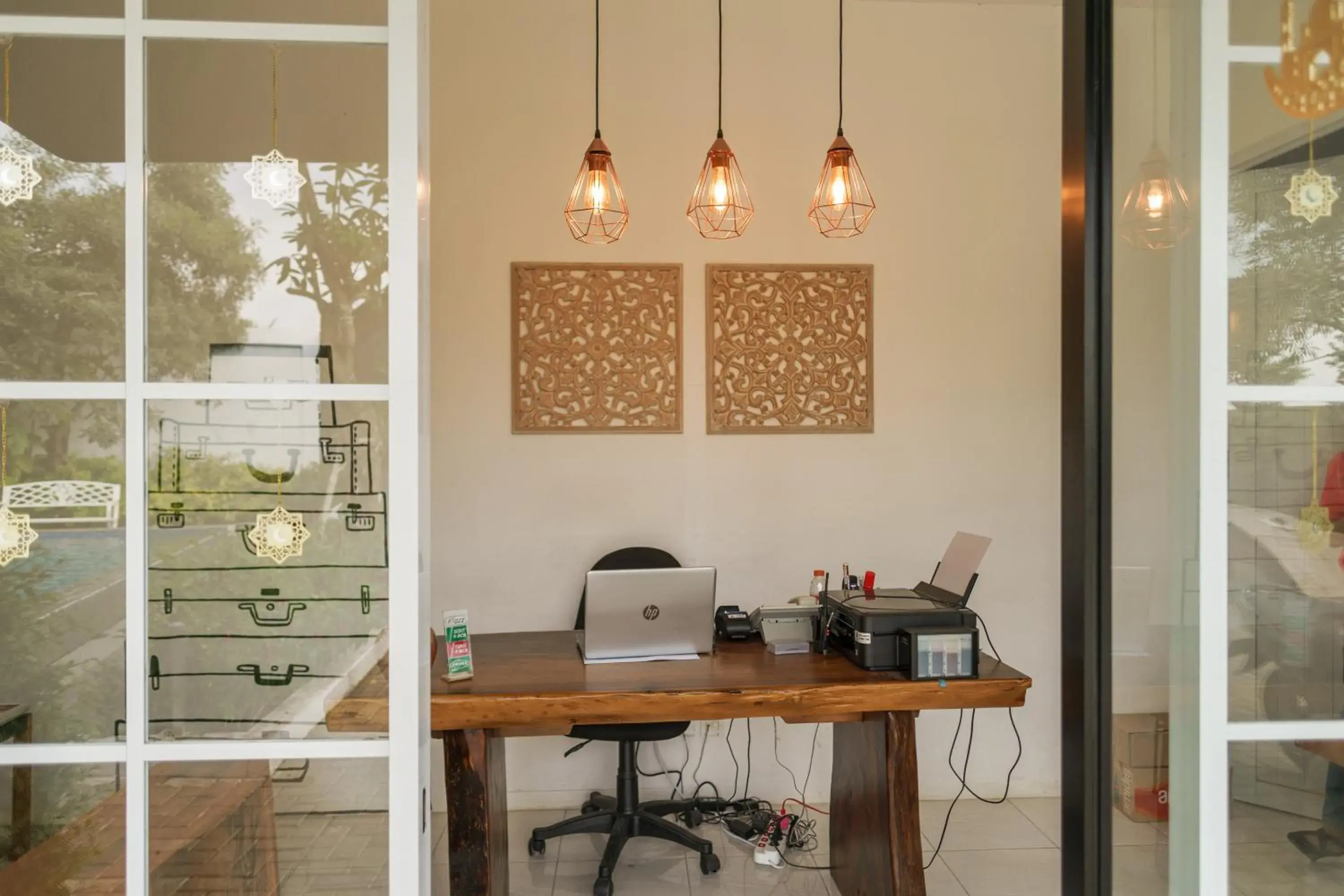 Lobby or reception in RedDoorz Plus near Exit Toll Puncak 2 Lobby or reception in RedDoorz Plus near Exit Toll Puncak 2