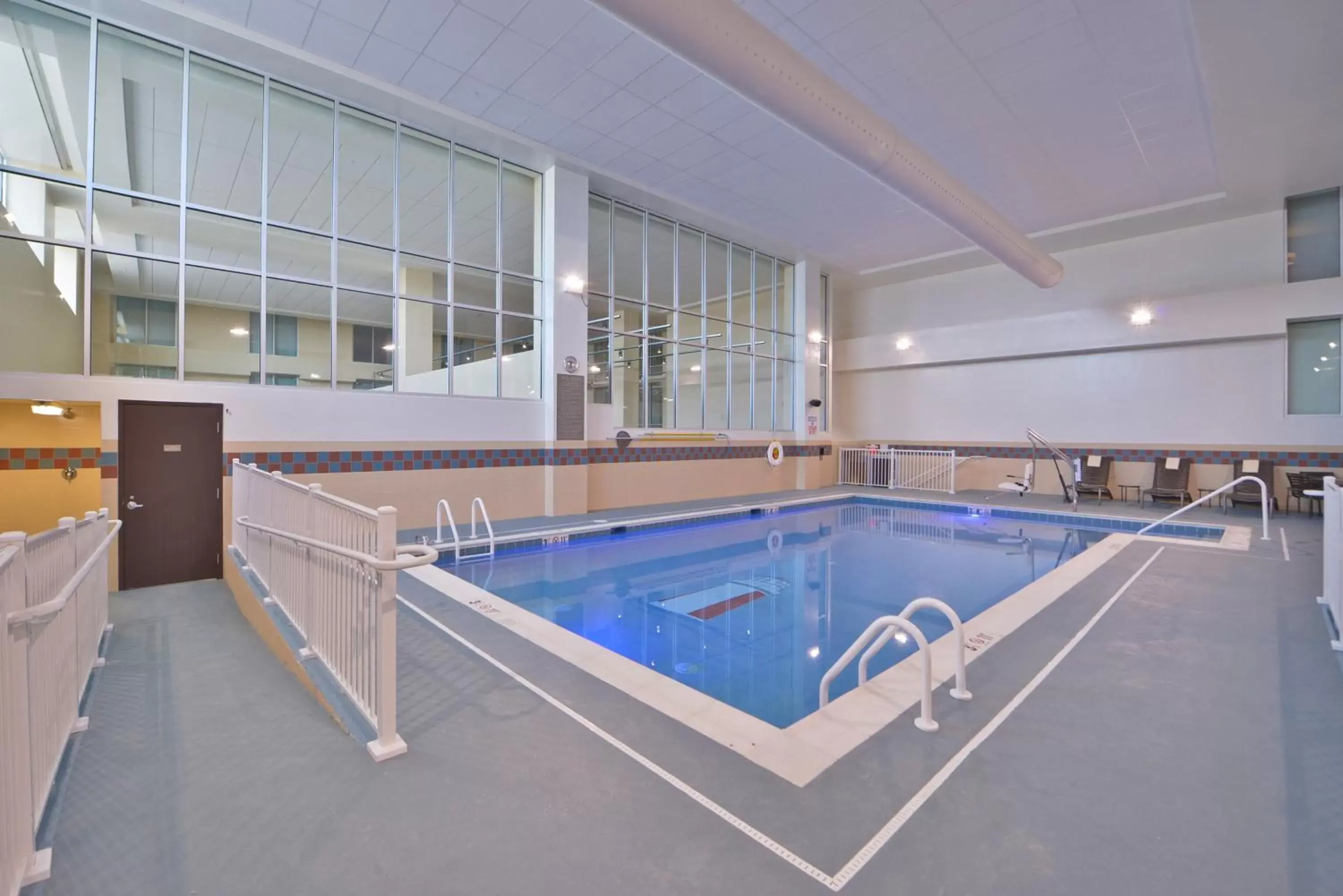 Swimming pool in Hyatt Place Dewey Beach Swimming pool in Hyatt Place Dewey Beach